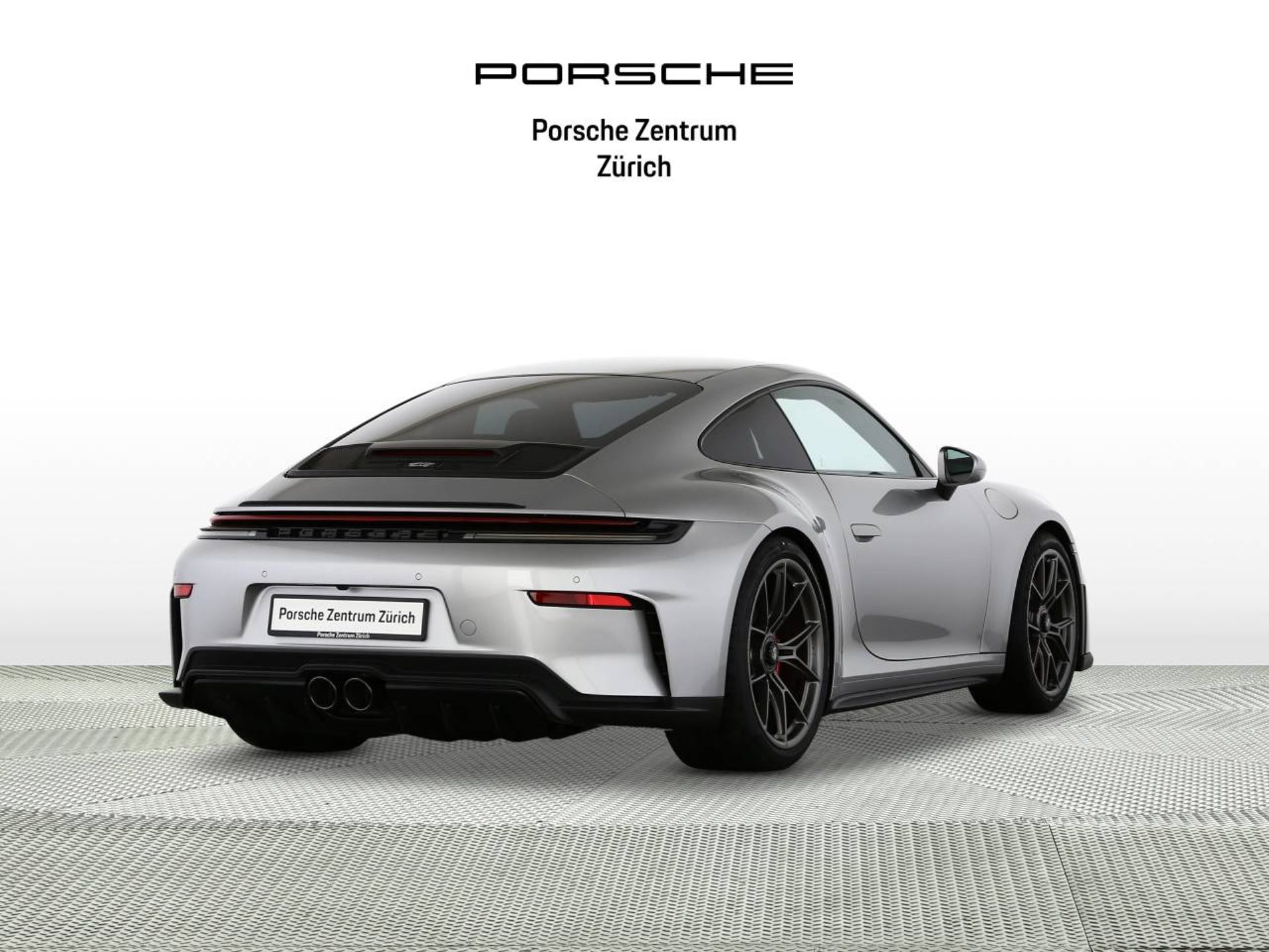 PORSCHE 911 GT3 mit Touring-Paket-image-2