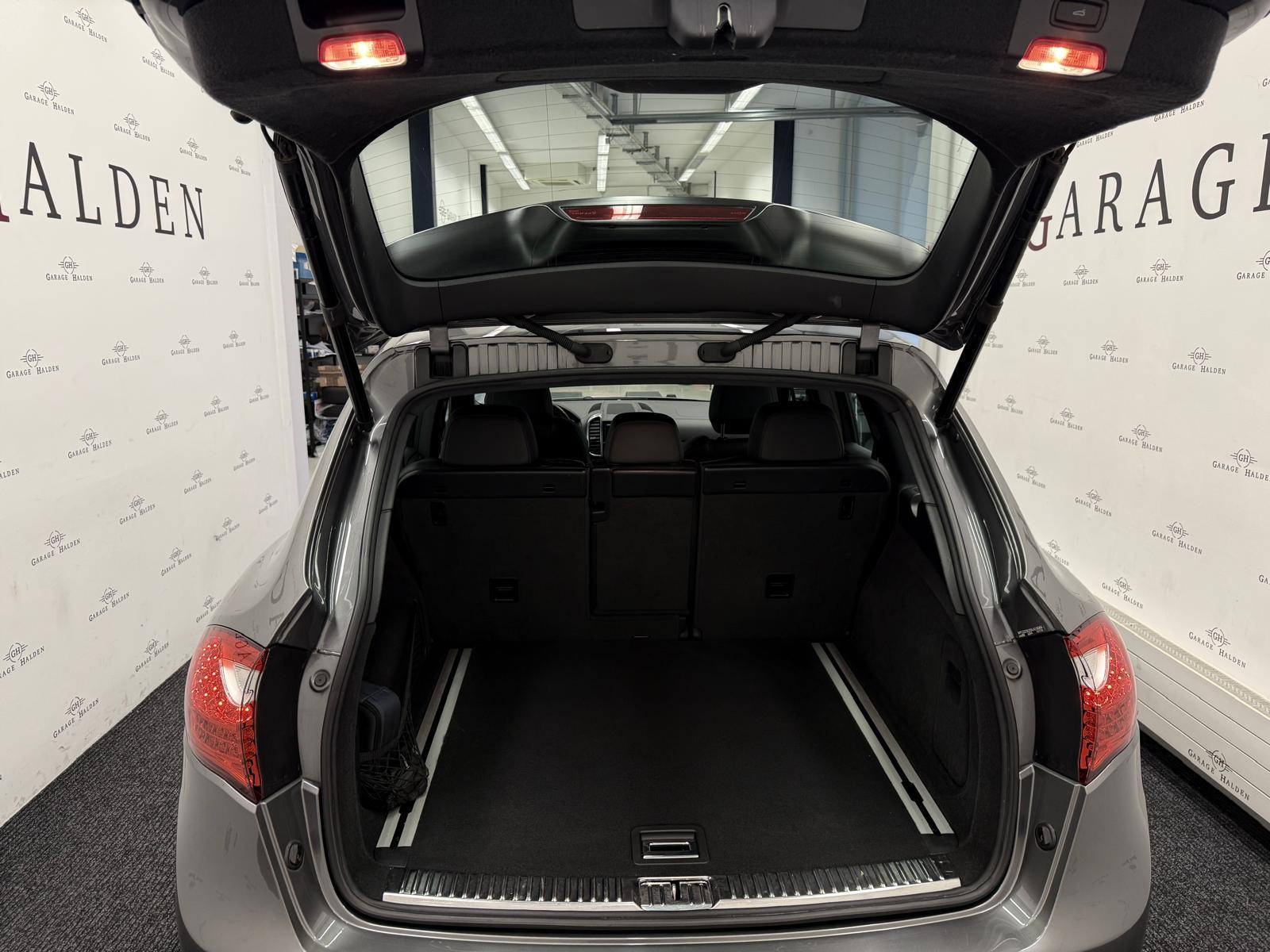 PORSCHE Cayenne 3.0 V6 S Hybrid-image-5