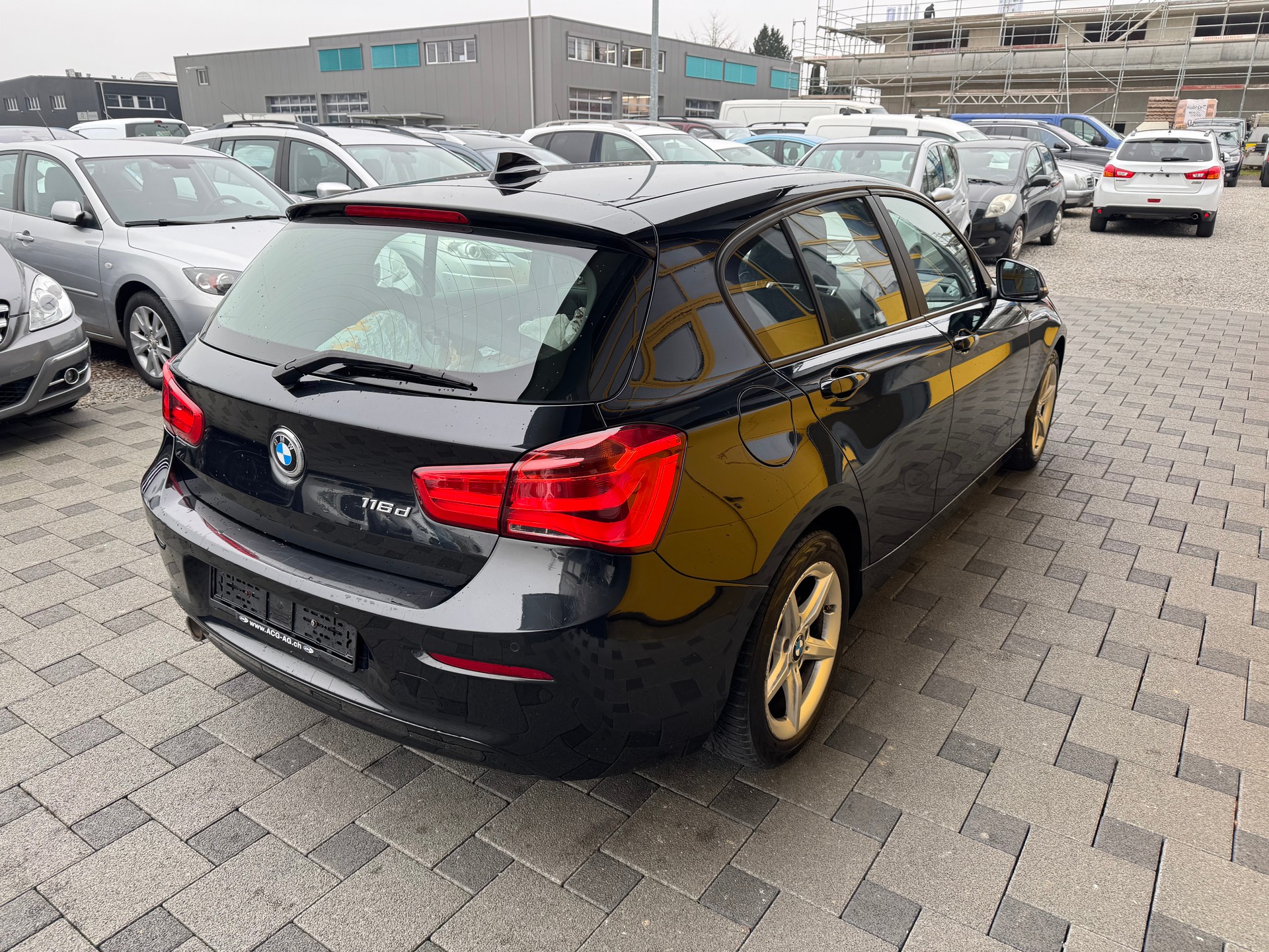 BMW 116d Efficient Dynamics Edition-image-3
