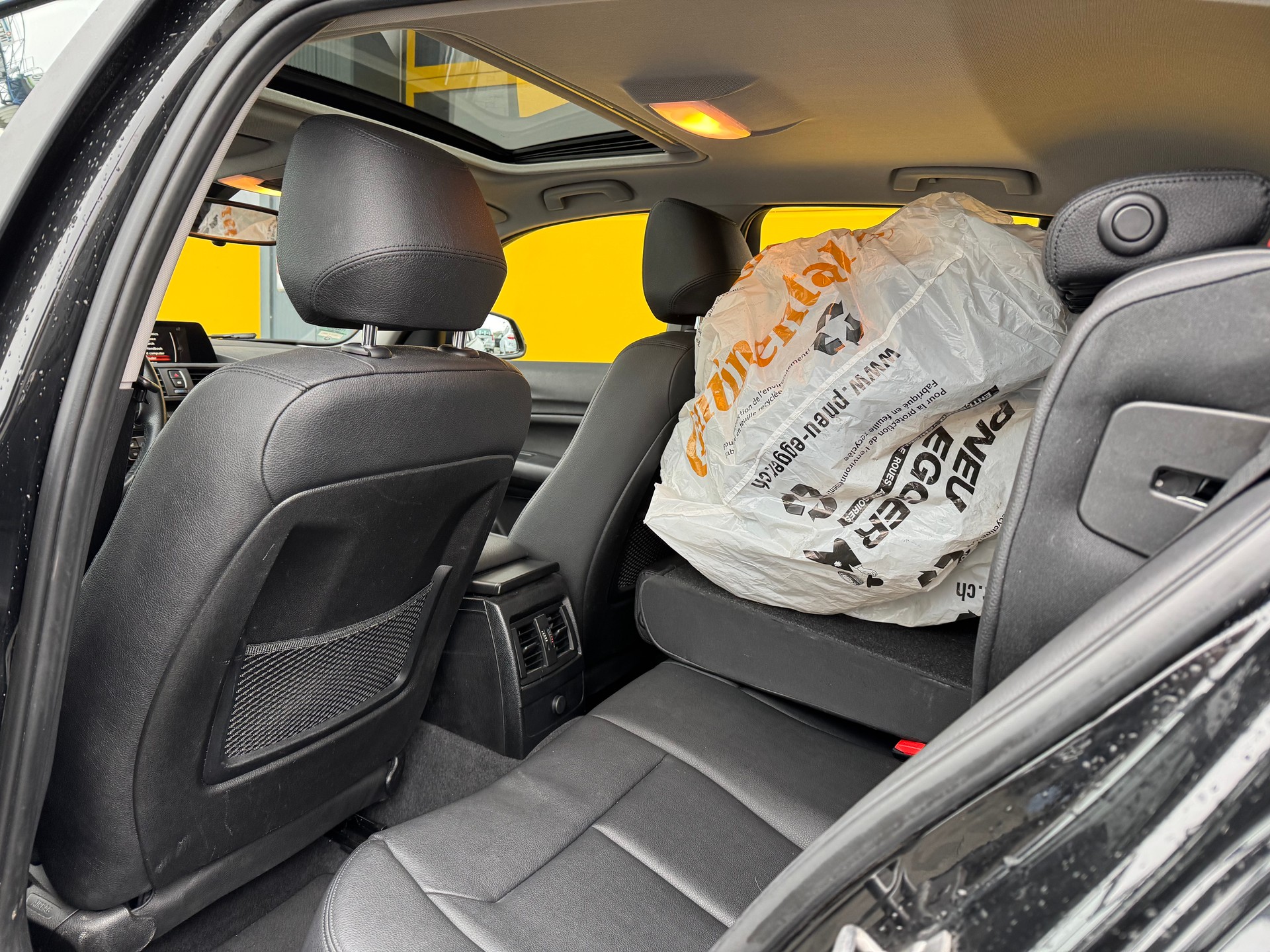 BMW 116d Efficient Dynamics Edition-image-11