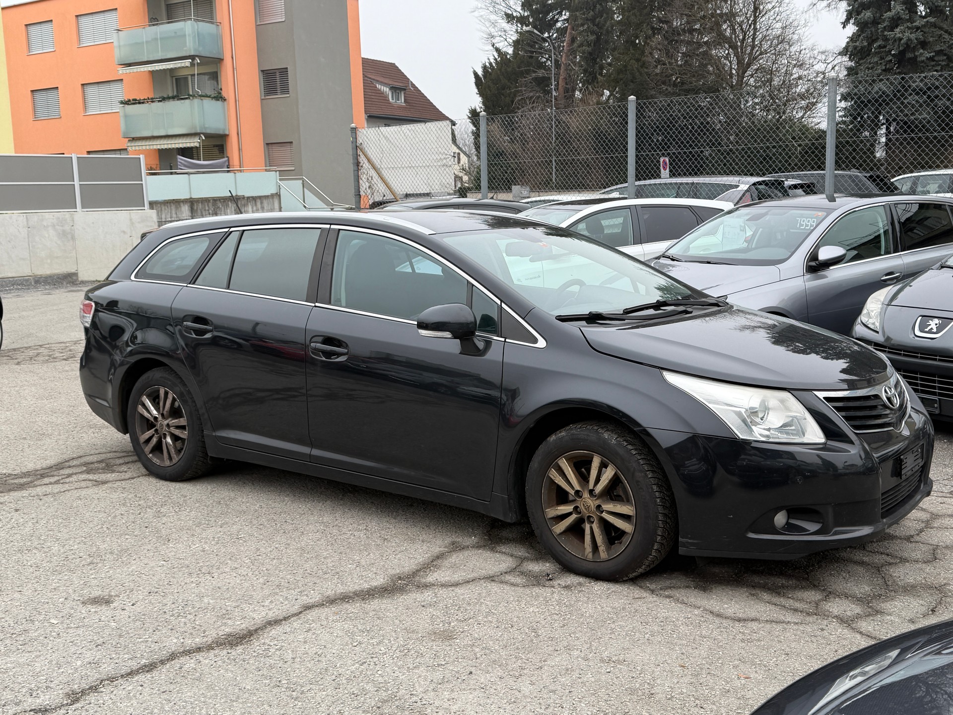 TOYOTA Avensis Sportswagon 2.0 Linea Sol-image-1
