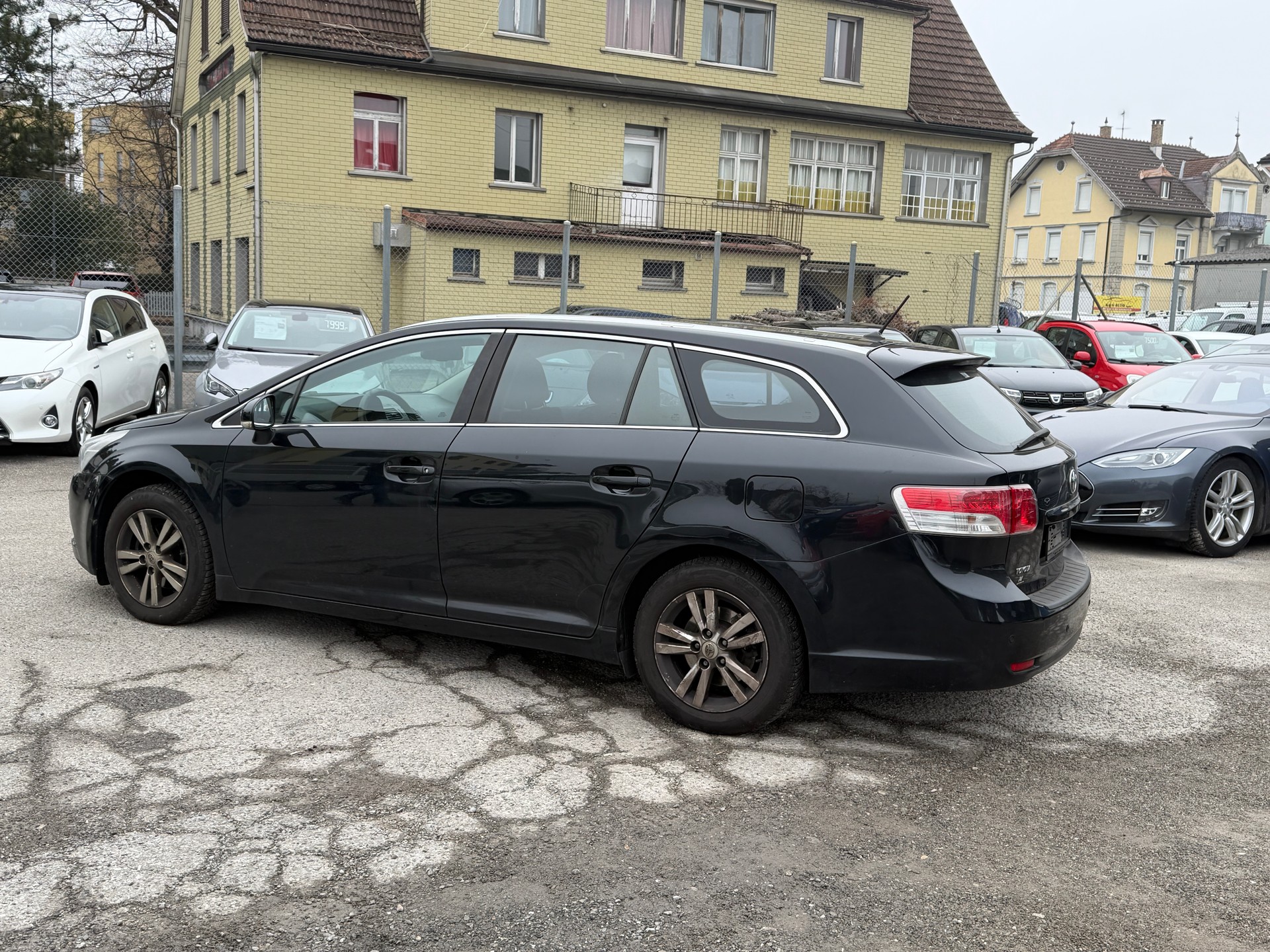 TOYOTA Avensis Sportswagon 2.0 Linea Sol-image-11
