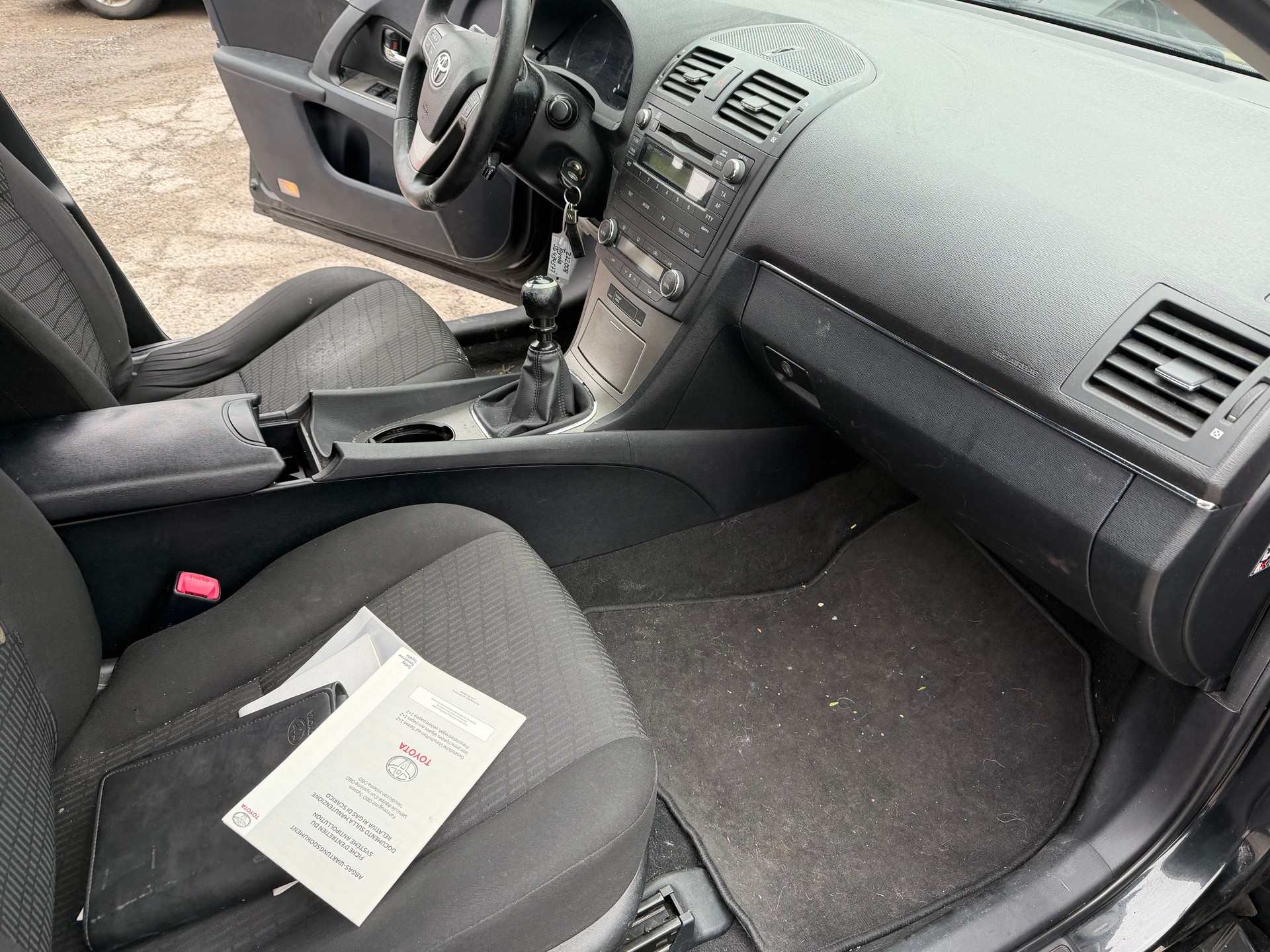 TOYOTA Avensis Sportswagon 2.0 Linea Sol-image-7