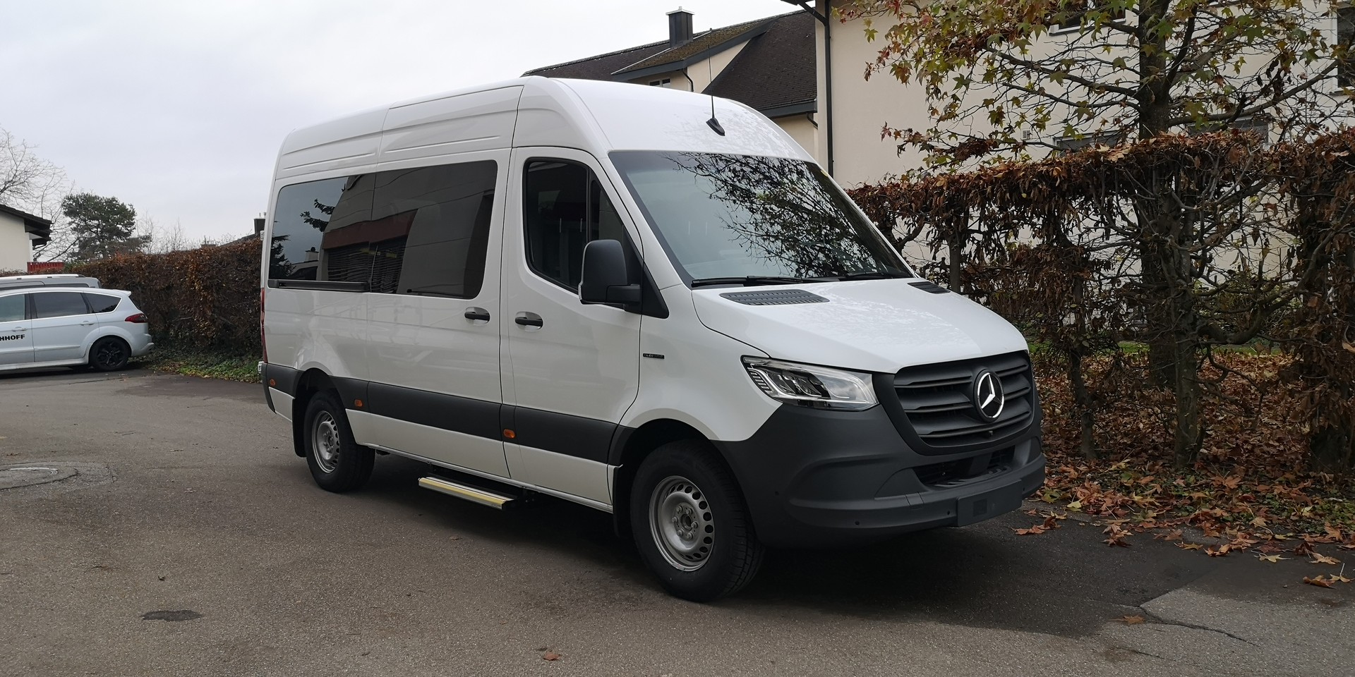 MERCEDES-BENZ eSprinter 420 81kWh Standard Hoch Pro-image-0