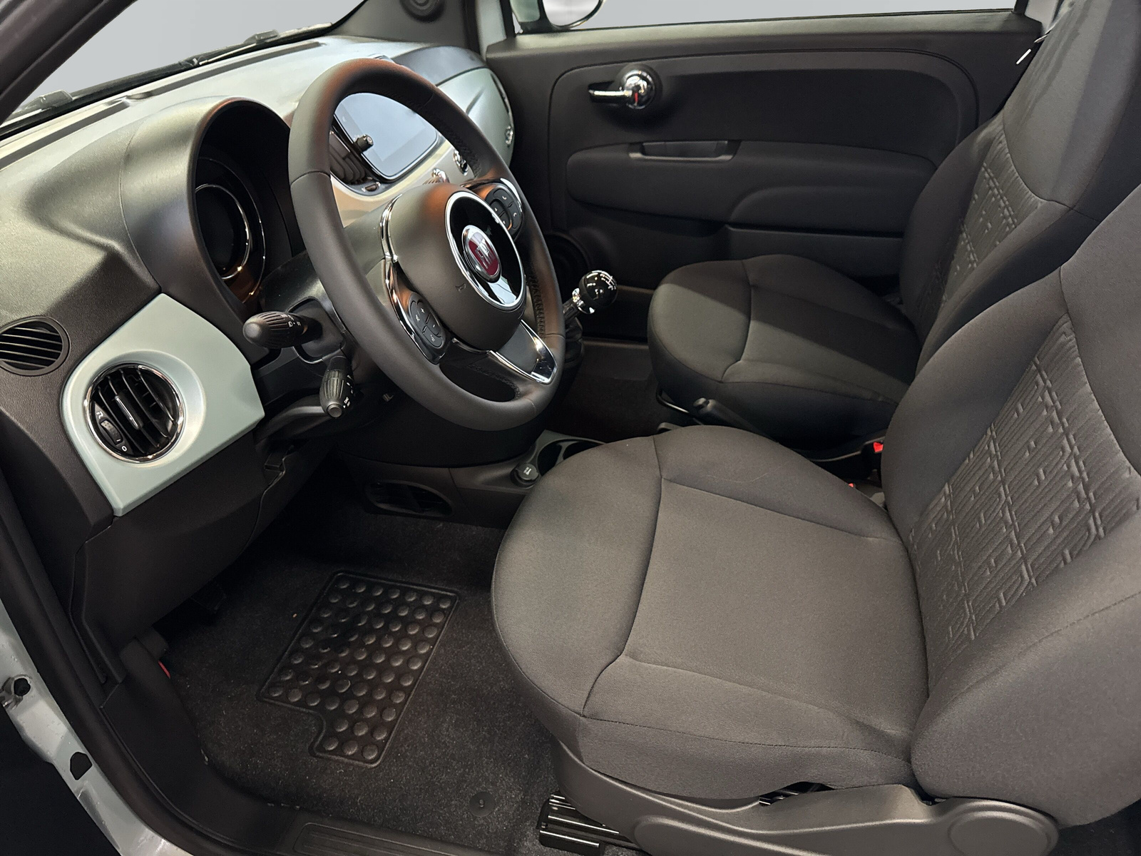 FIAT 500 C 1.0 Hybrid Dolcevita-image-7