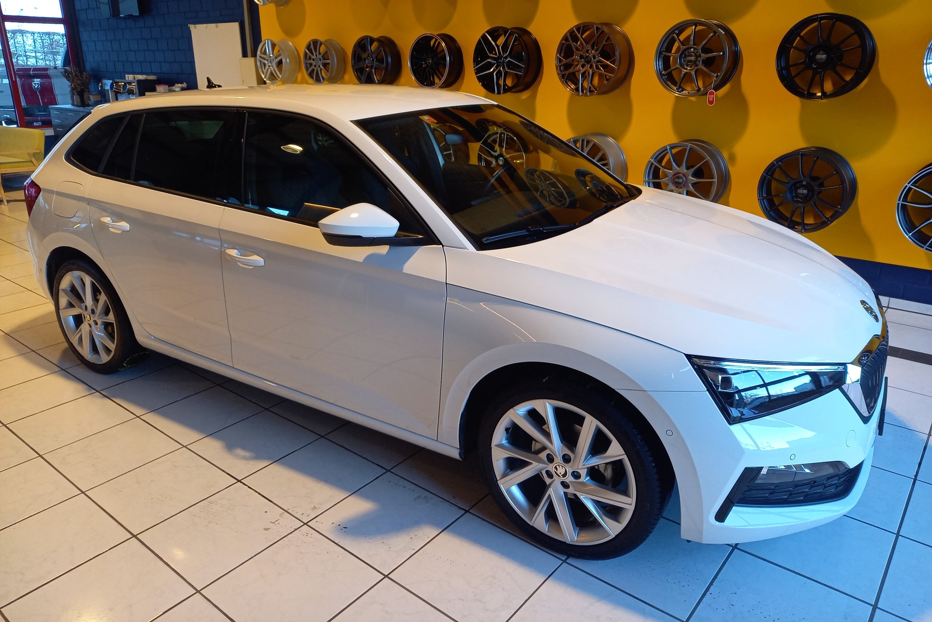 SKODA Scala 1.5 TSI ACT Style DSG-image-1