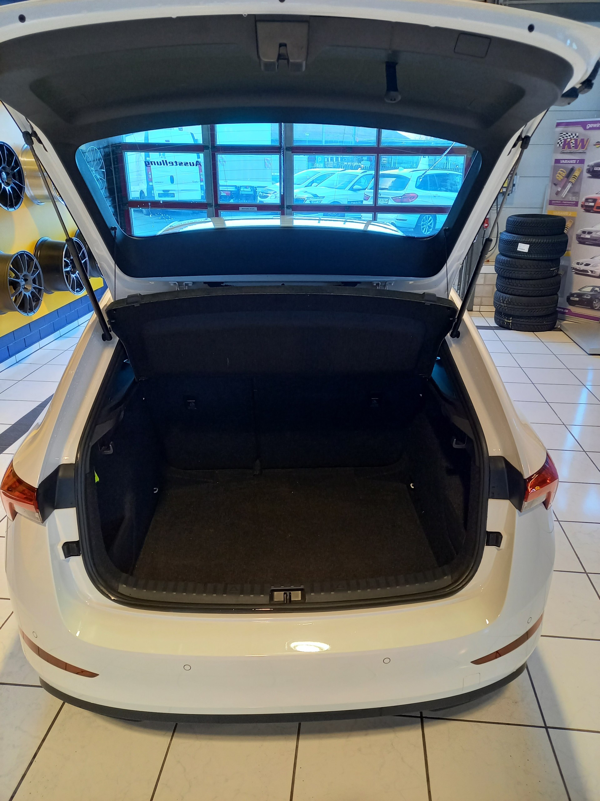 SKODA Scala 1.5 TSI ACT Style DSG-image-6