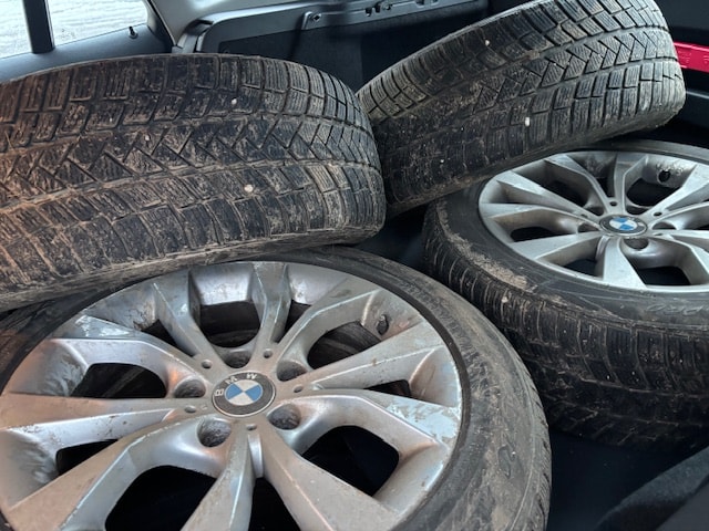 BMW X1 xDrive 18d-image-4