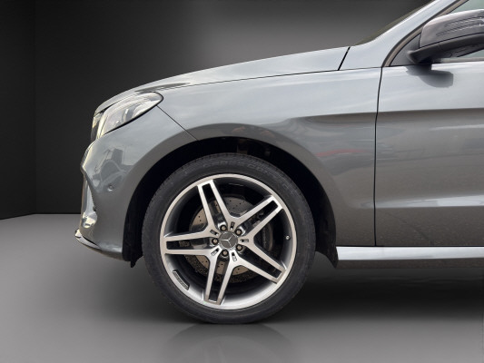 MERCEDES-BENZ GLE 350 d Executive 4M-image-4