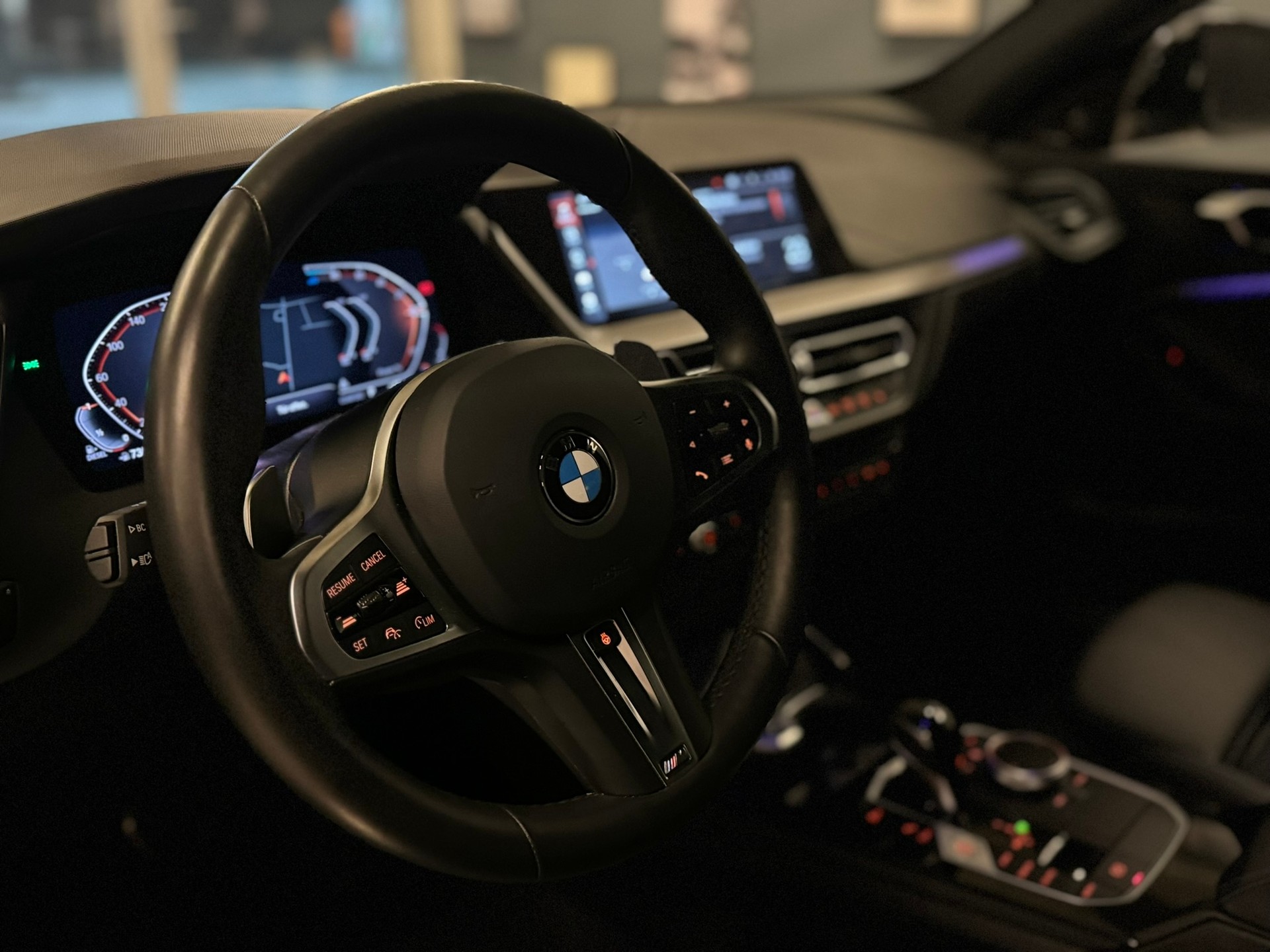 BMW 120d xDrive Steptronic Pure M Sport-image-9