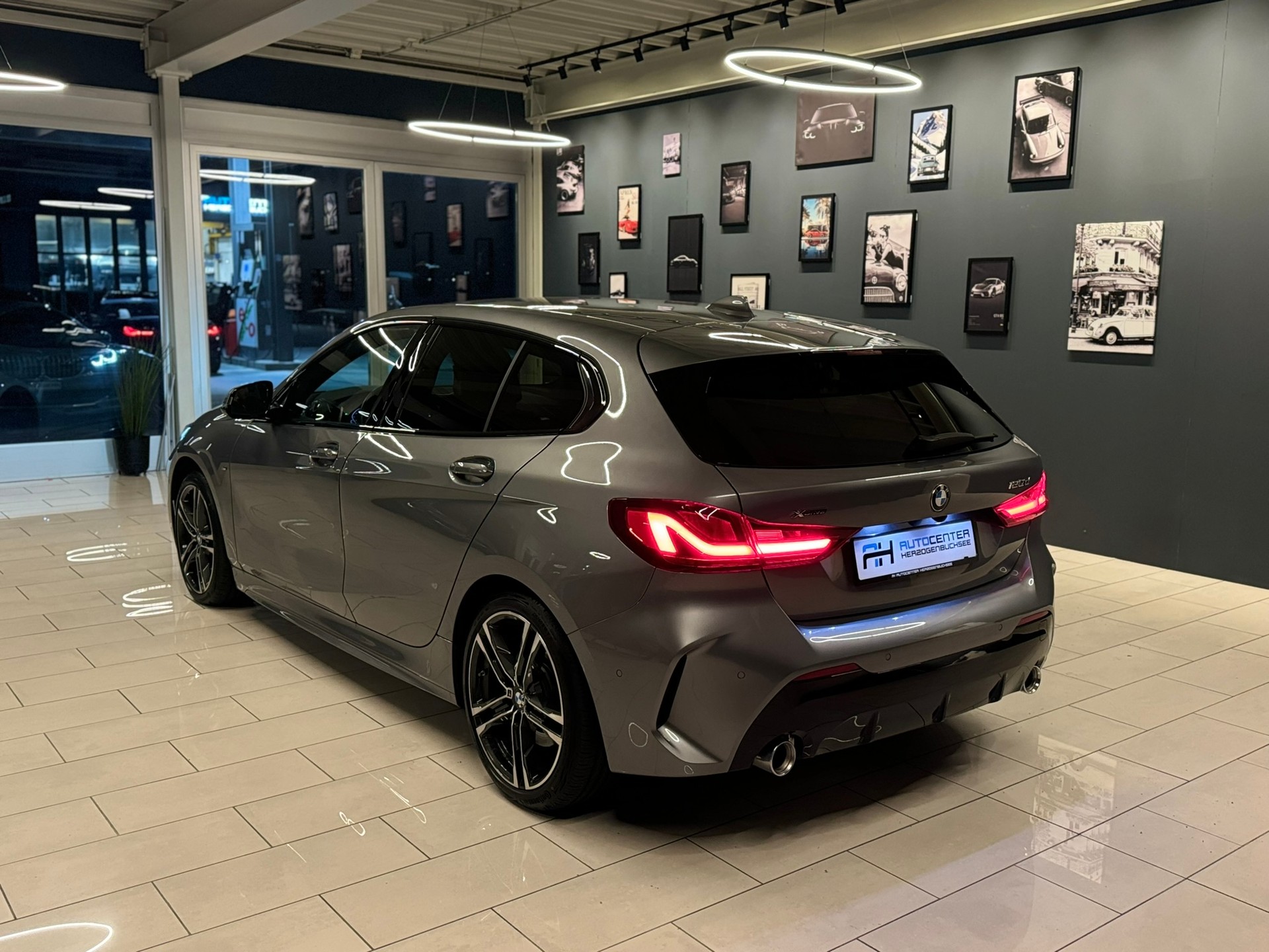 BMW 120d xDrive Steptronic Pure M Sport-image-4