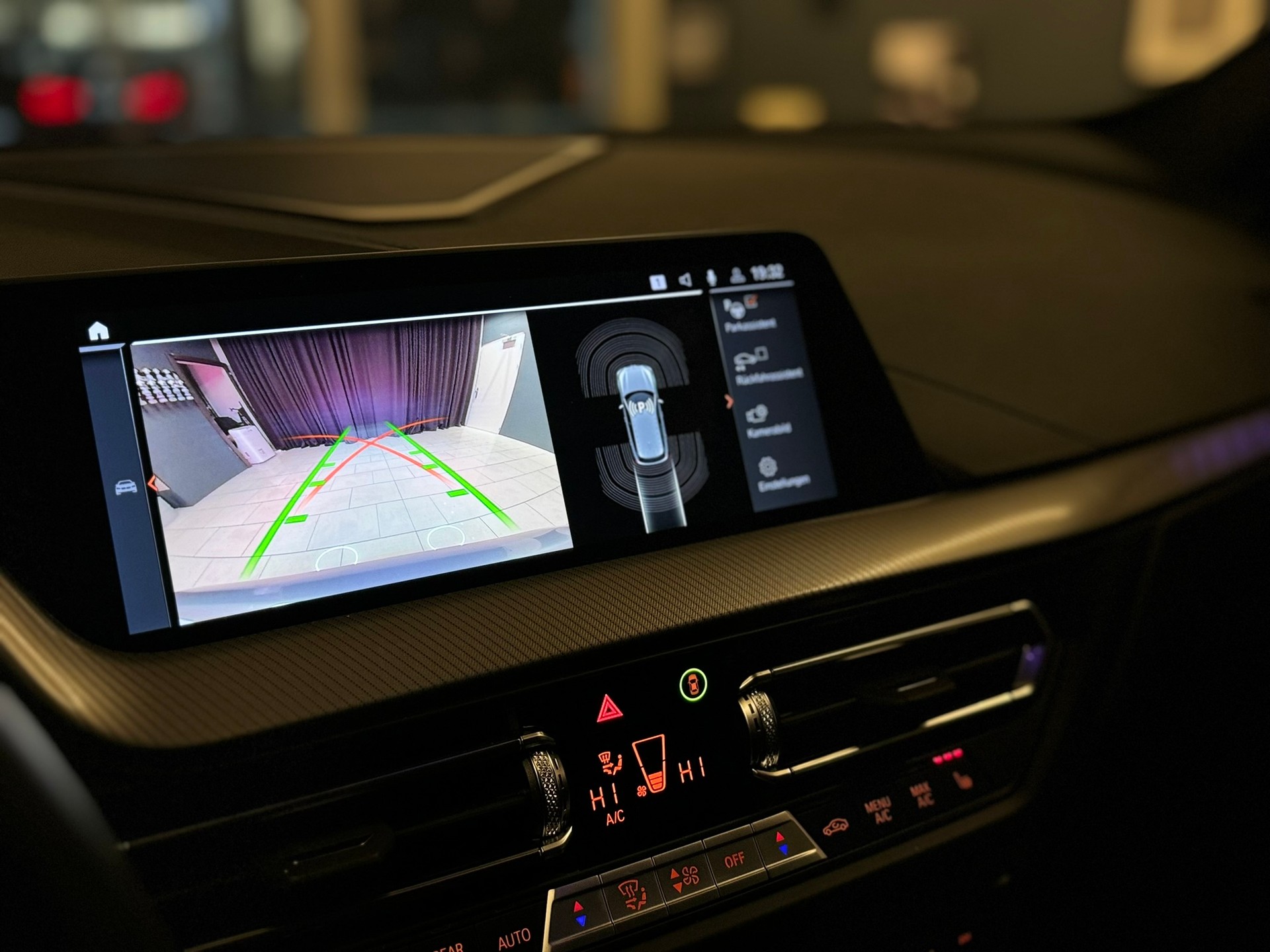 BMW 120d xDrive Steptronic Pure M Sport-image-17