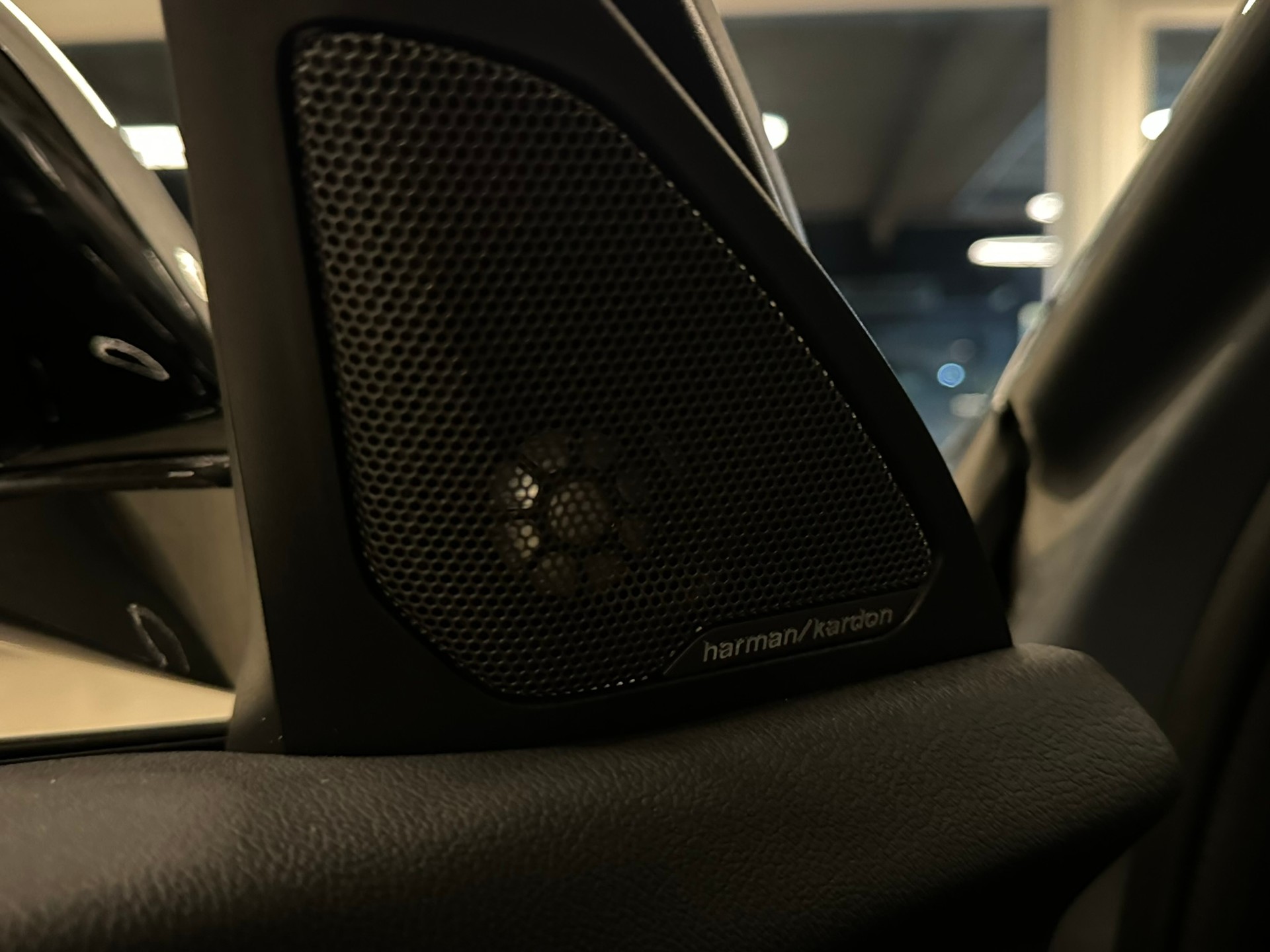 BMW 120d xDrive Steptronic Pure M Sport-image-19