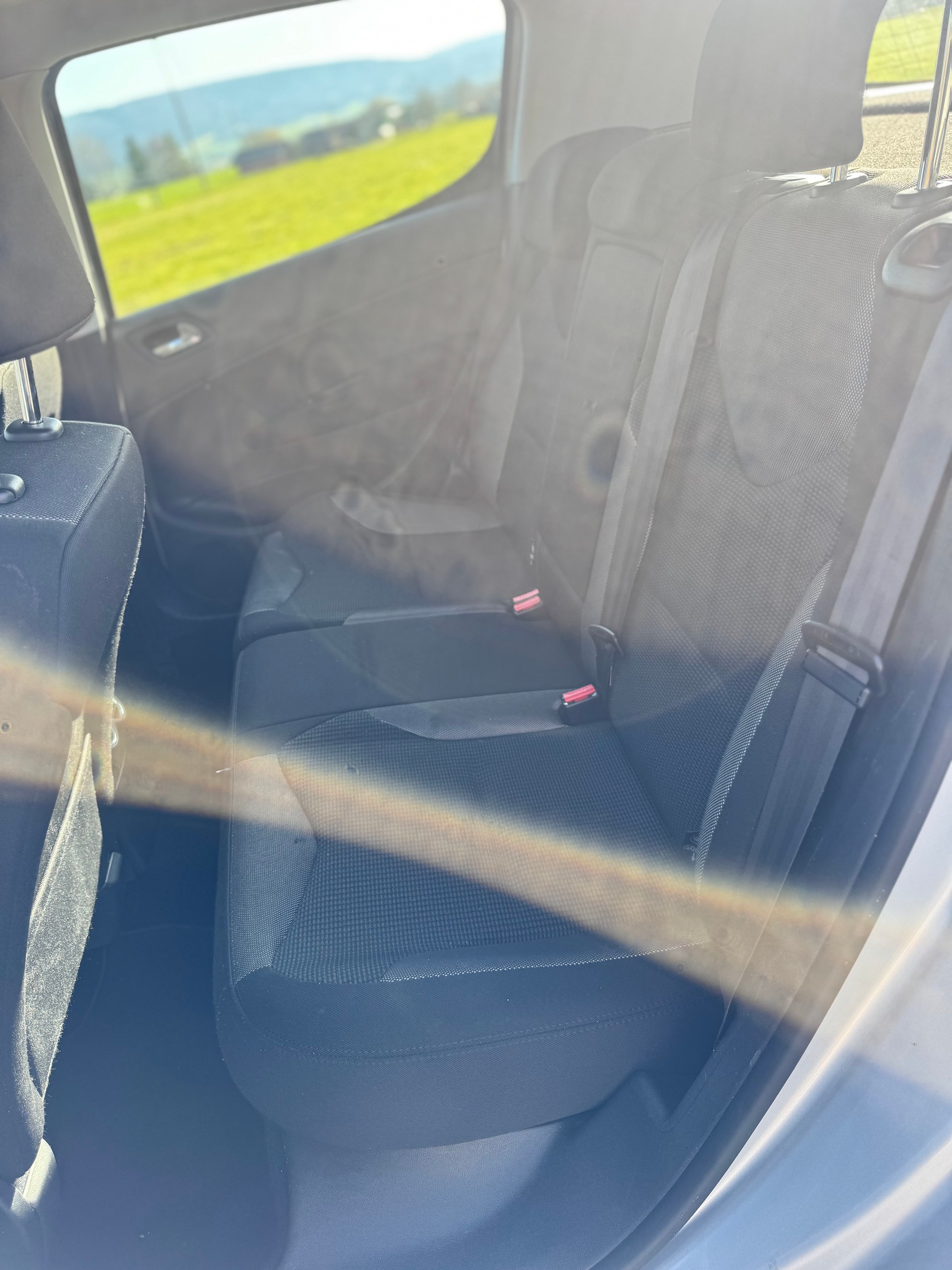 PEUGEOT 308 1.6 16V T Millesim 200 Automatic-image-5