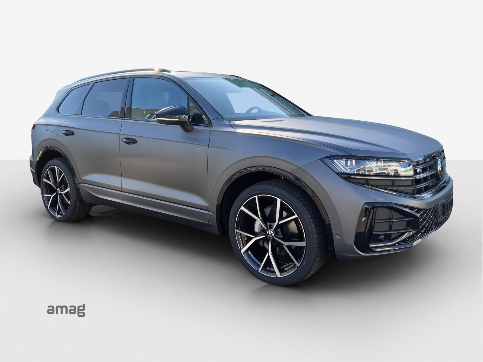 VW Touareg 3.0 TDI R-Line Final Edition Tiptronic-image-5