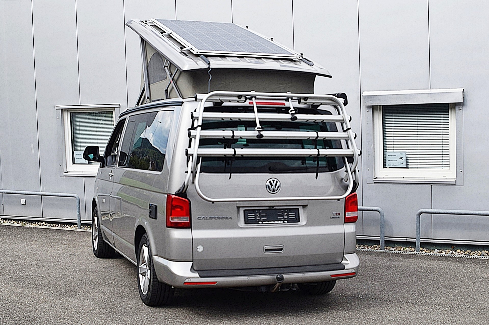 VW T5 CALIFORNIA 2.0 TDI DSG 4X4 COMFORTLINE TRAVEL-image-3