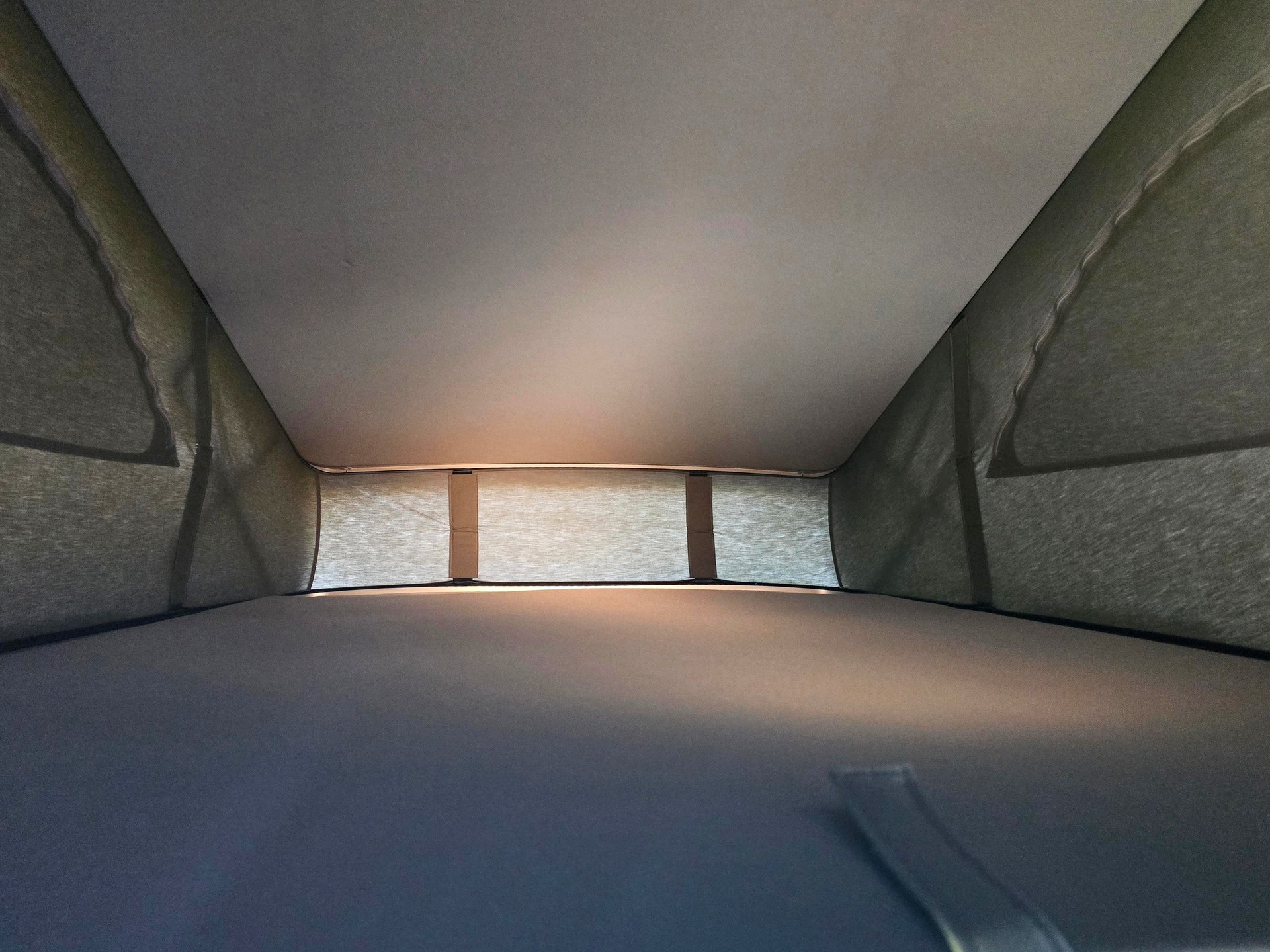 VW T5 CALIFORNIA 2.0 TDI DSG 4X4 COMFORTLINE TRAVEL-image-7