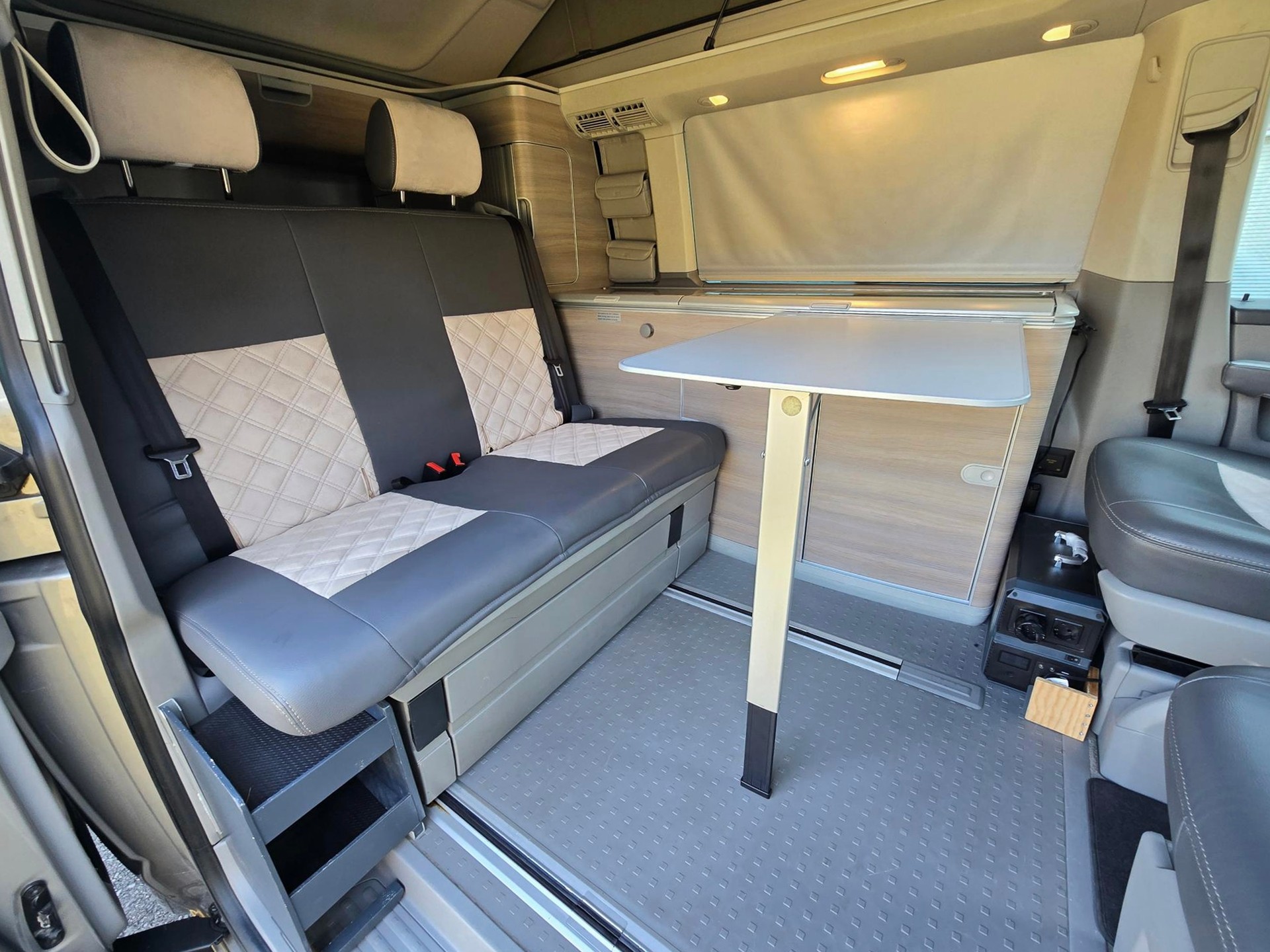 VW T5 CALIFORNIA 2.0 TDI DSG 4X4 COMFORTLINE TRAVEL-image-10