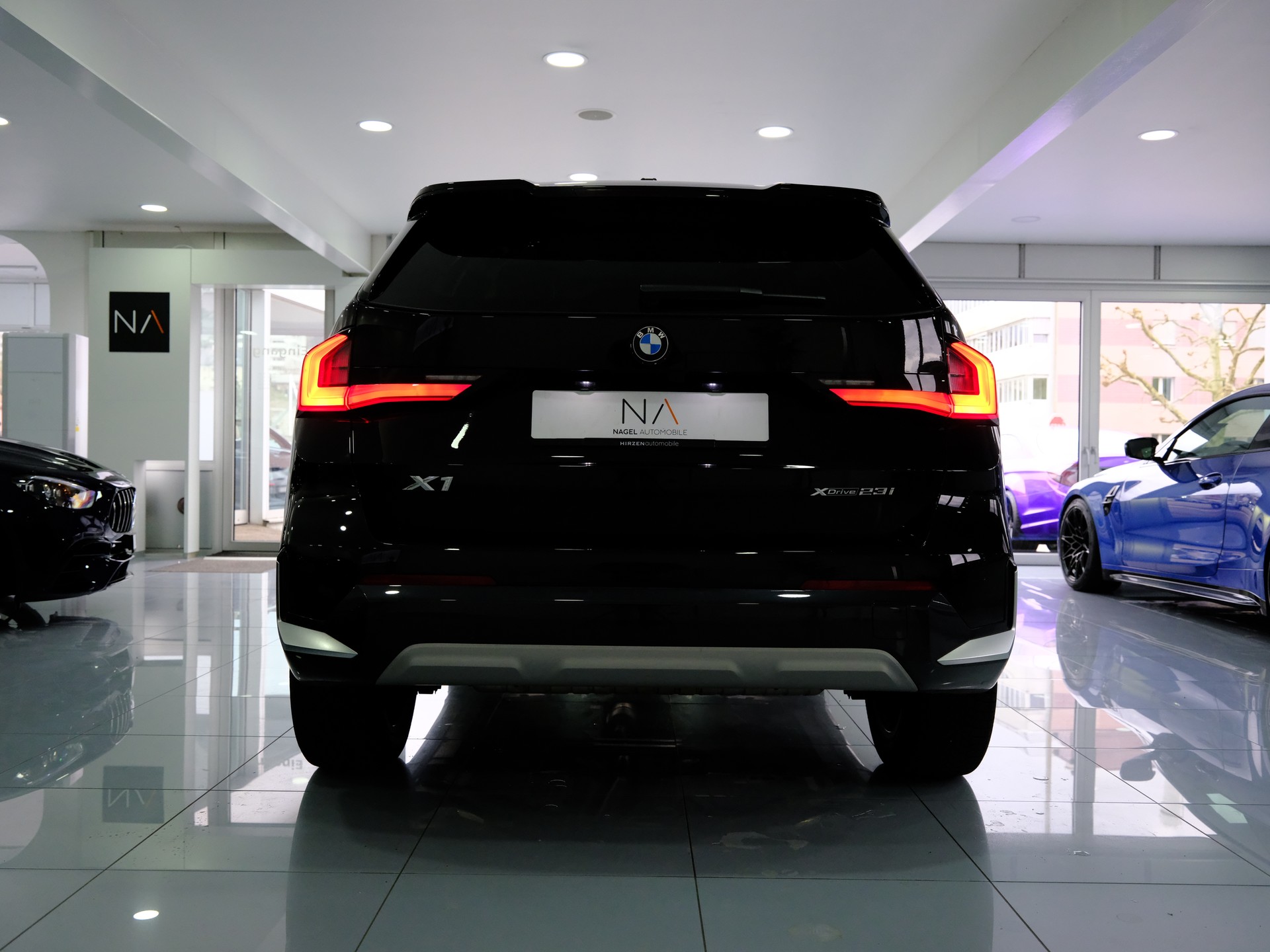 BMW X1 xDrive 23i 48V-image-5