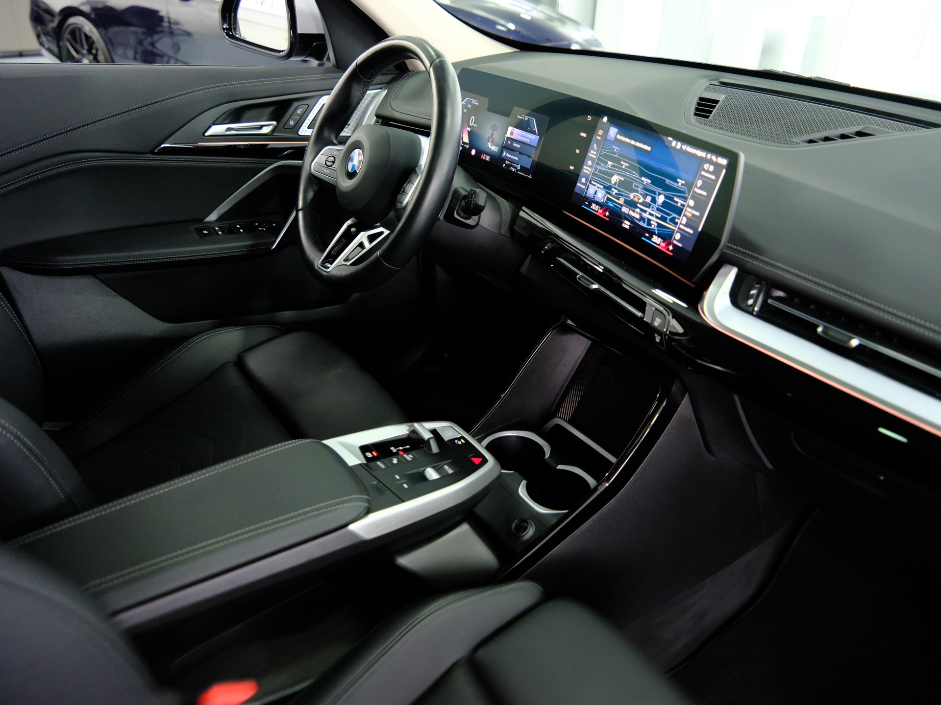 BMW X1 xDrive 23i 48V-image-14
