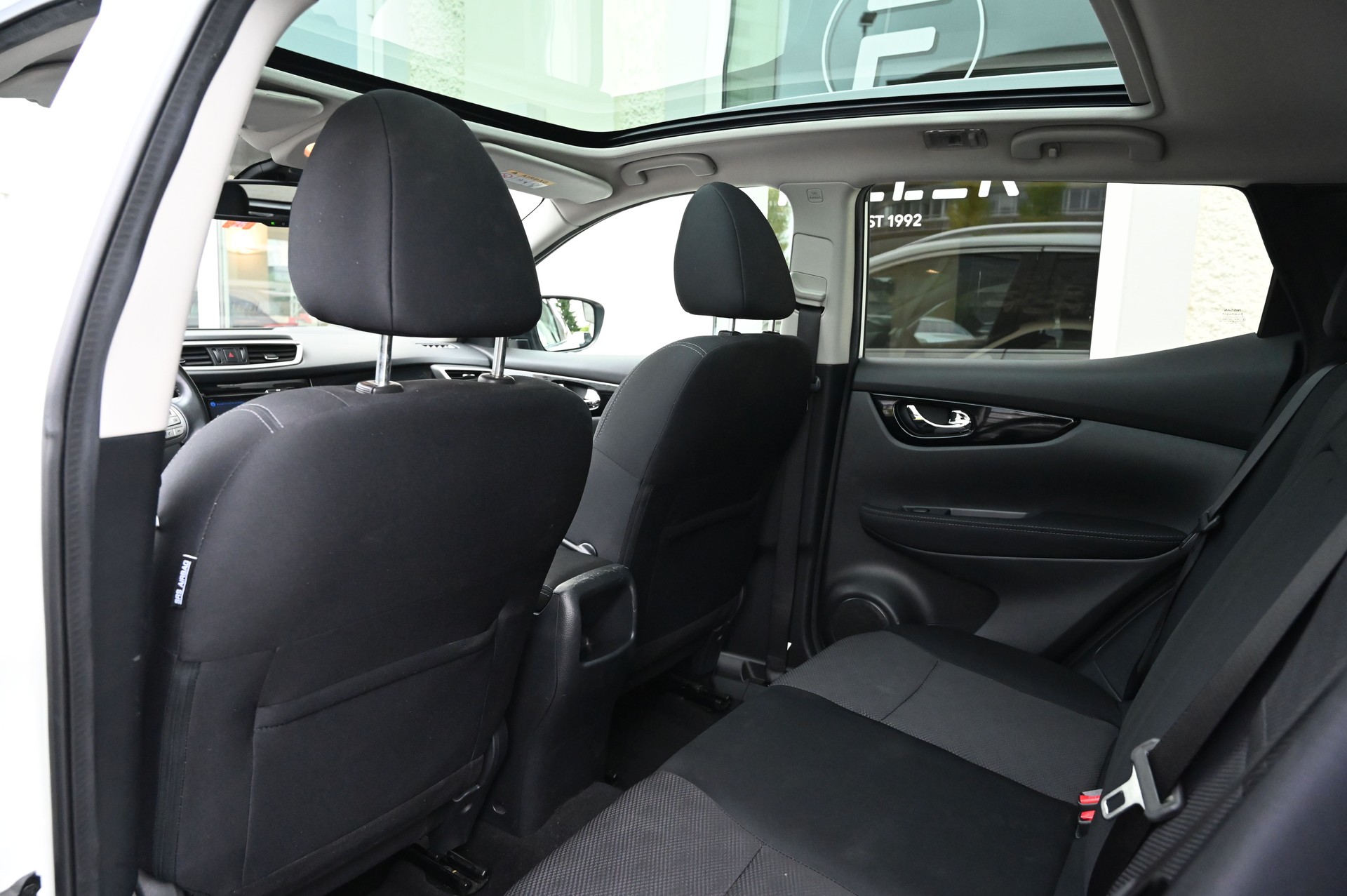 NISSAN Qashqai 1.6 dCi tekna ALL-MODE 4x4-image-12