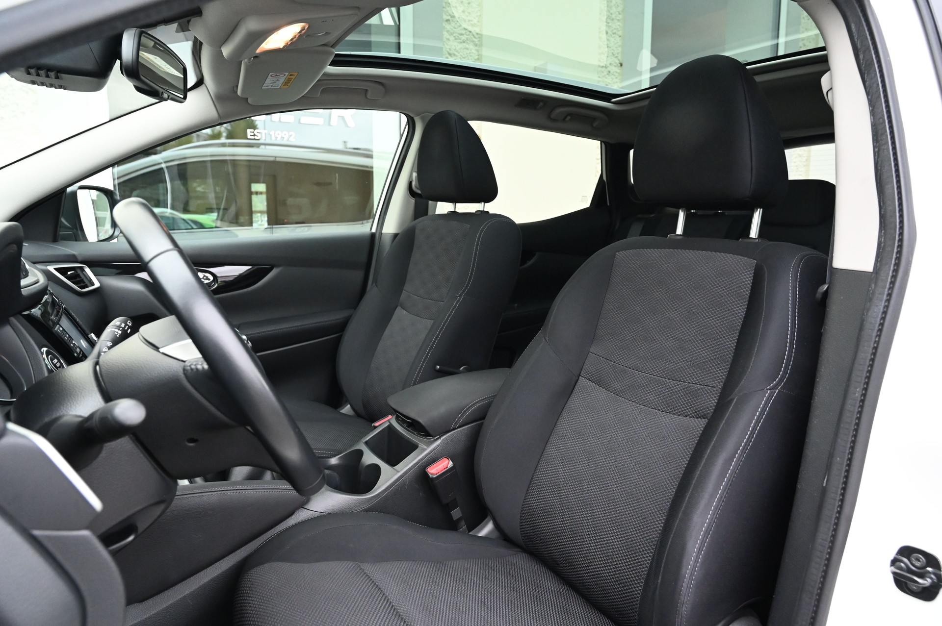 NISSAN Qashqai 1.6 dCi tekna ALL-MODE 4x4-image-11