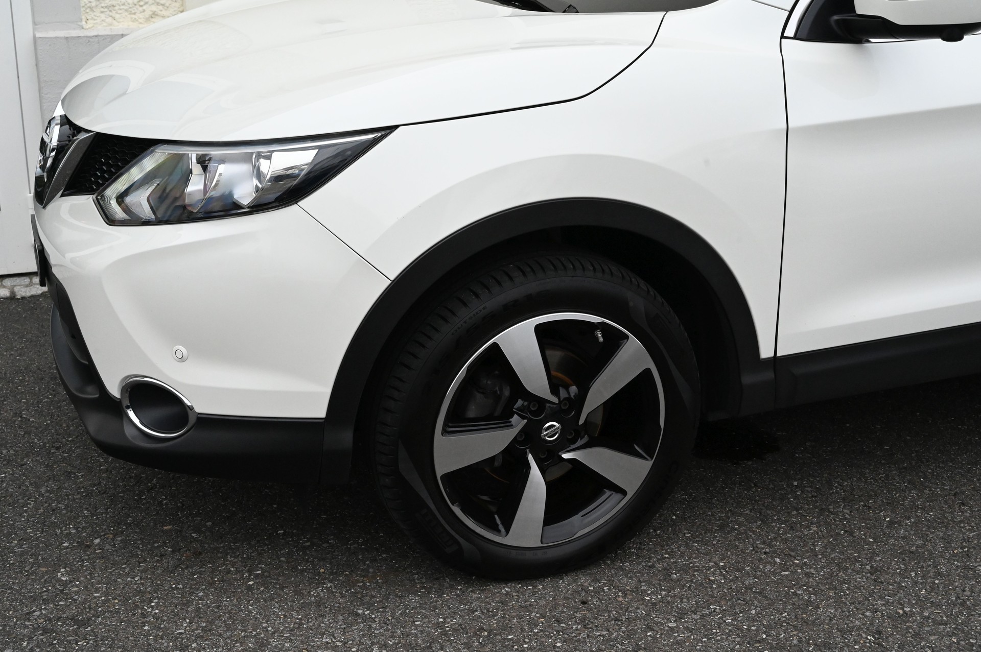 NISSAN Qashqai 1.6 dCi tekna ALL-MODE 4x4-image-4