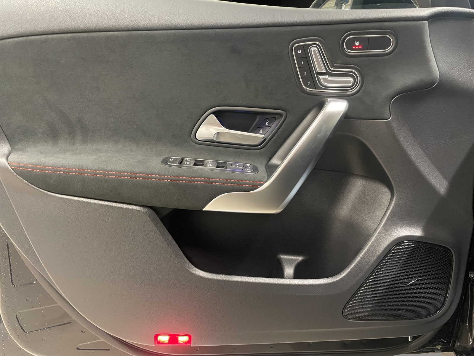 Image MERCEDES-BENZ A-220 A 220 4Matic 8G-DCT