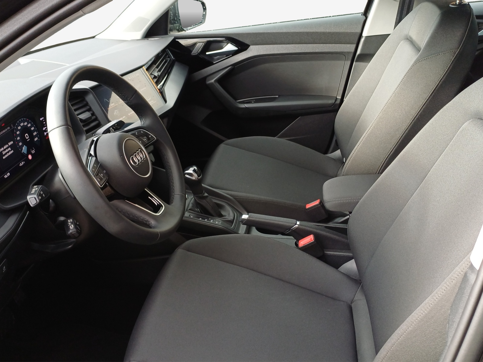 AUDI A1 Sportback 30 TFSI Attraction S-tronic-image-7