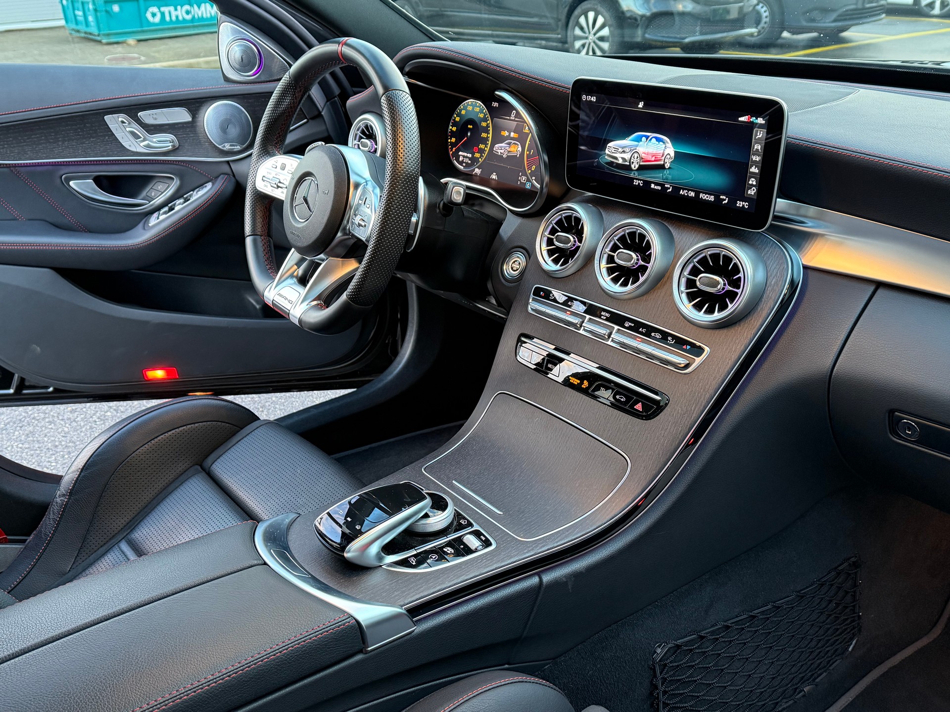 MERCEDES-BENZ C 43 AMG 4Matic 9G-Tronic-image-14