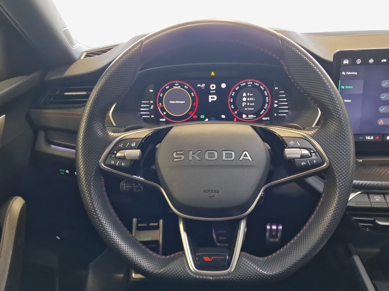 SKODA Octavia Combi 2.0 TSI DSG RS-image-9