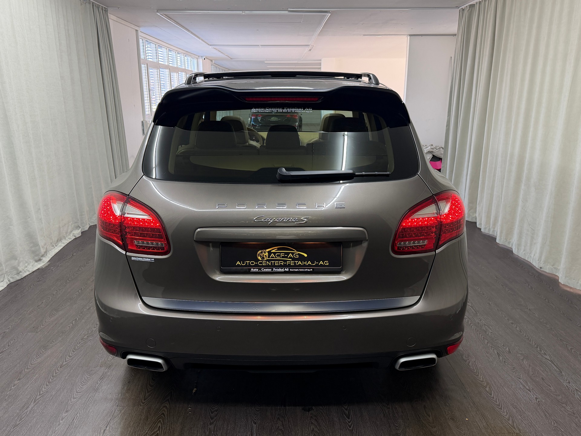 PORSCHE Cayenne S Diesel-image-4
