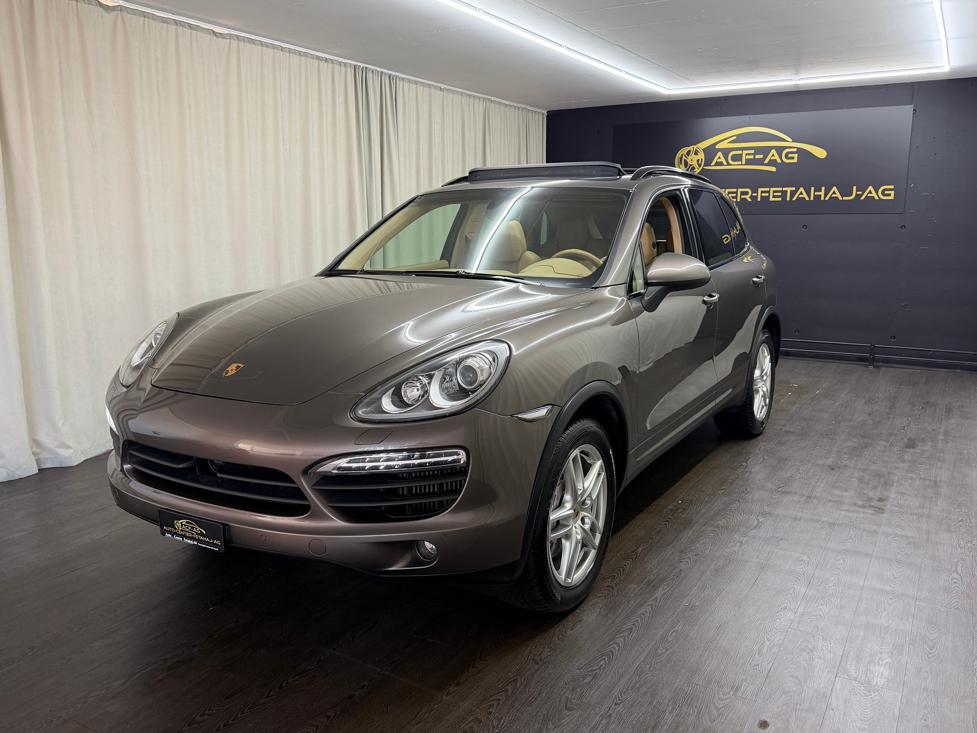 PORSCHE Cayenne S Diesel-image-0