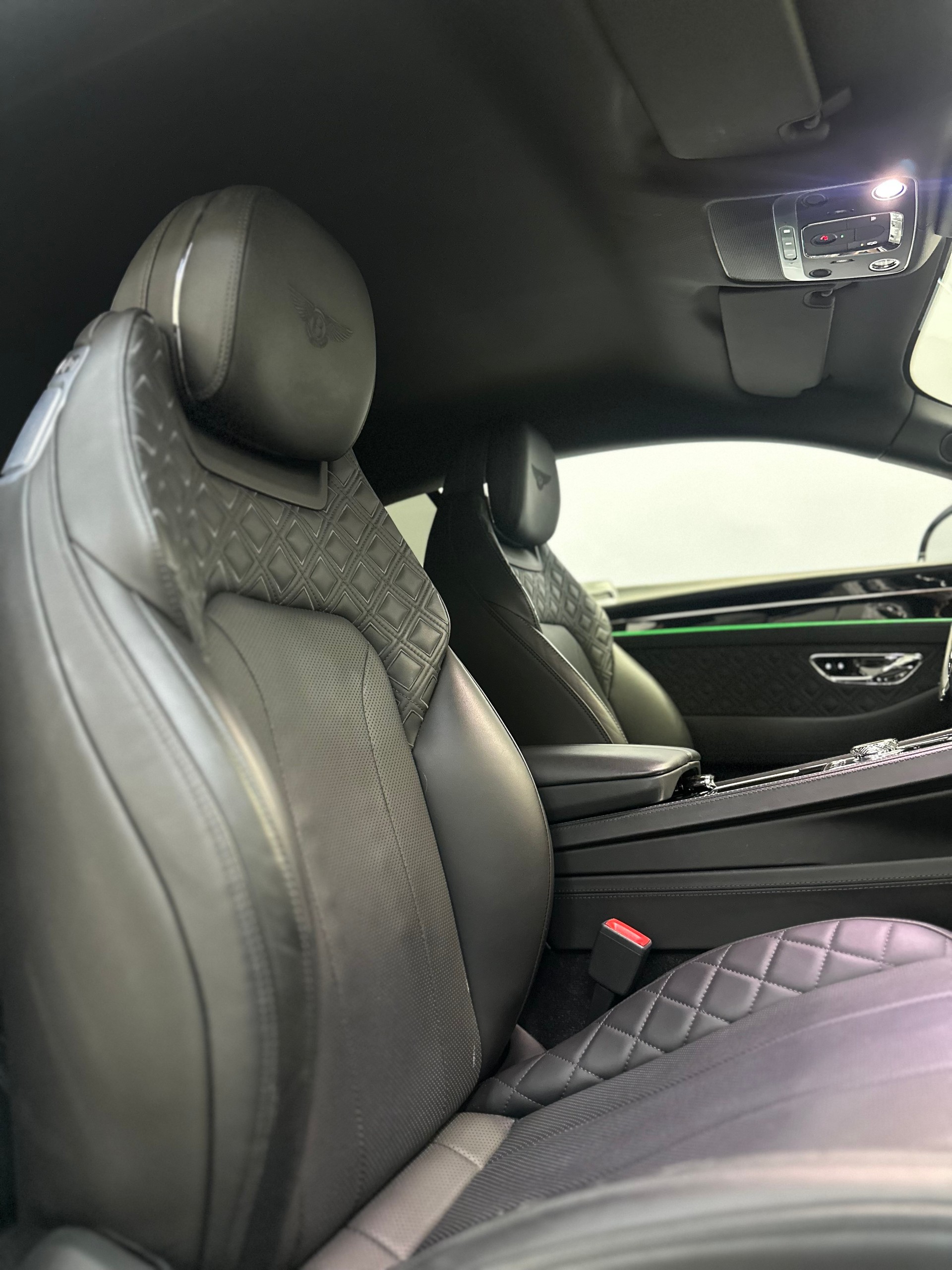BENTLEY Continental GT 6.0 W12-image-21