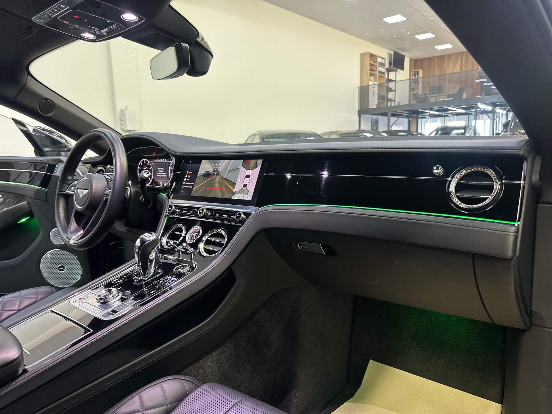 BENTLEY Continental GT 6.0 W12-image-12