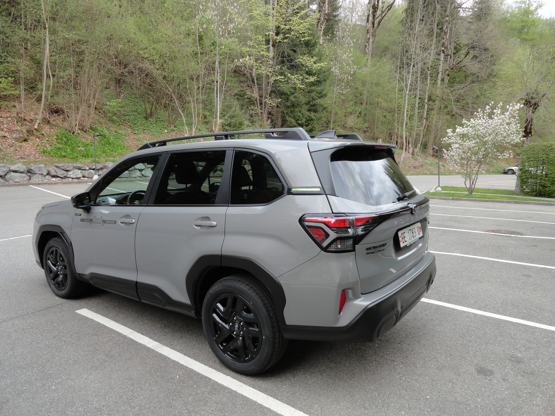 SUBARU Forester 2.0i e-Boxer Sport Lineartronic-showroom-element-2