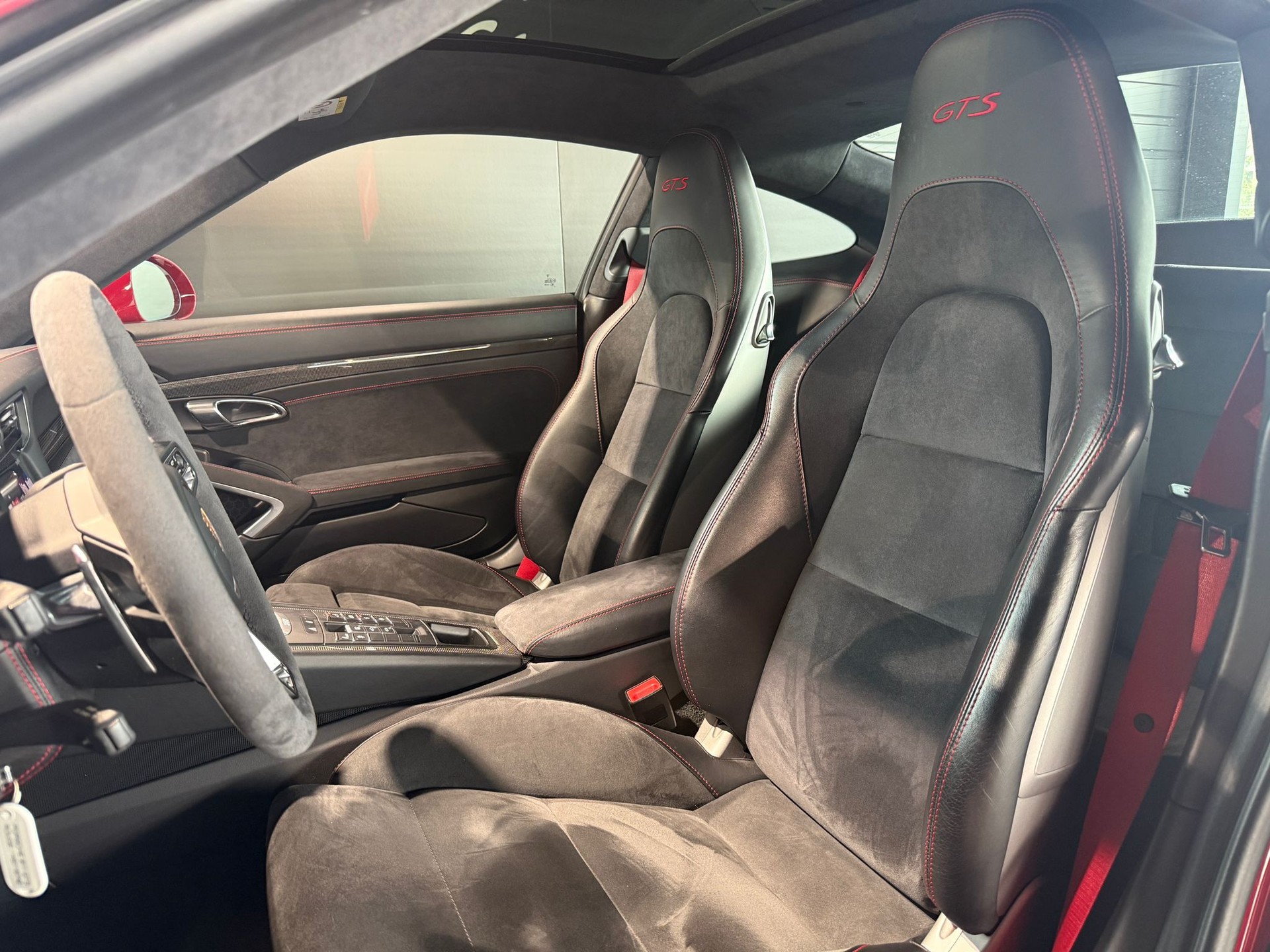 PORSCHE 911 Carrera GTS PDK-showroom-element-3
