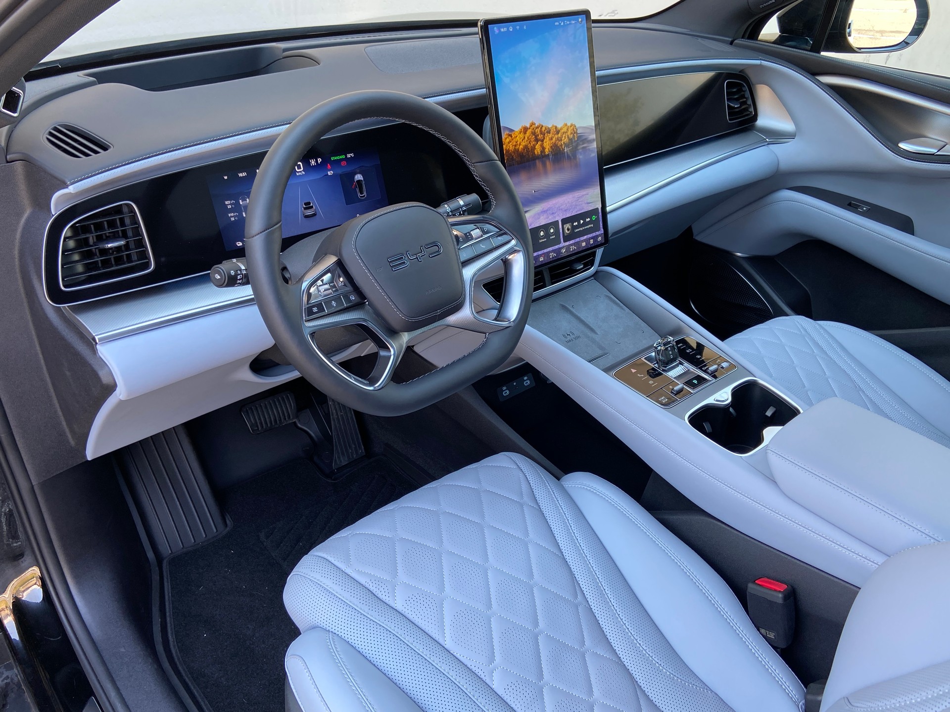 BYD Sealion 7 91,3 kWh Excellence AWD-image-3