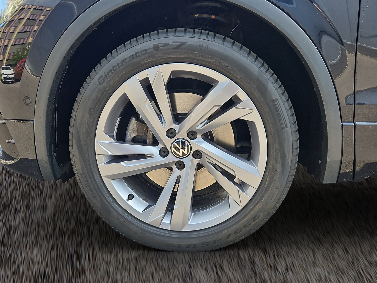VW Tiguan 2.0 TDI SCR R-Line 4Motion DSG-showroom-element-3