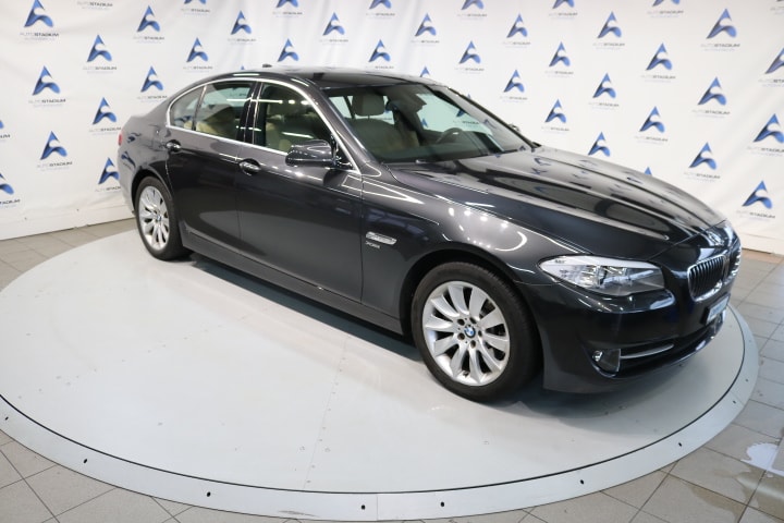 BMW 528i xDrive Steptronic-image-27