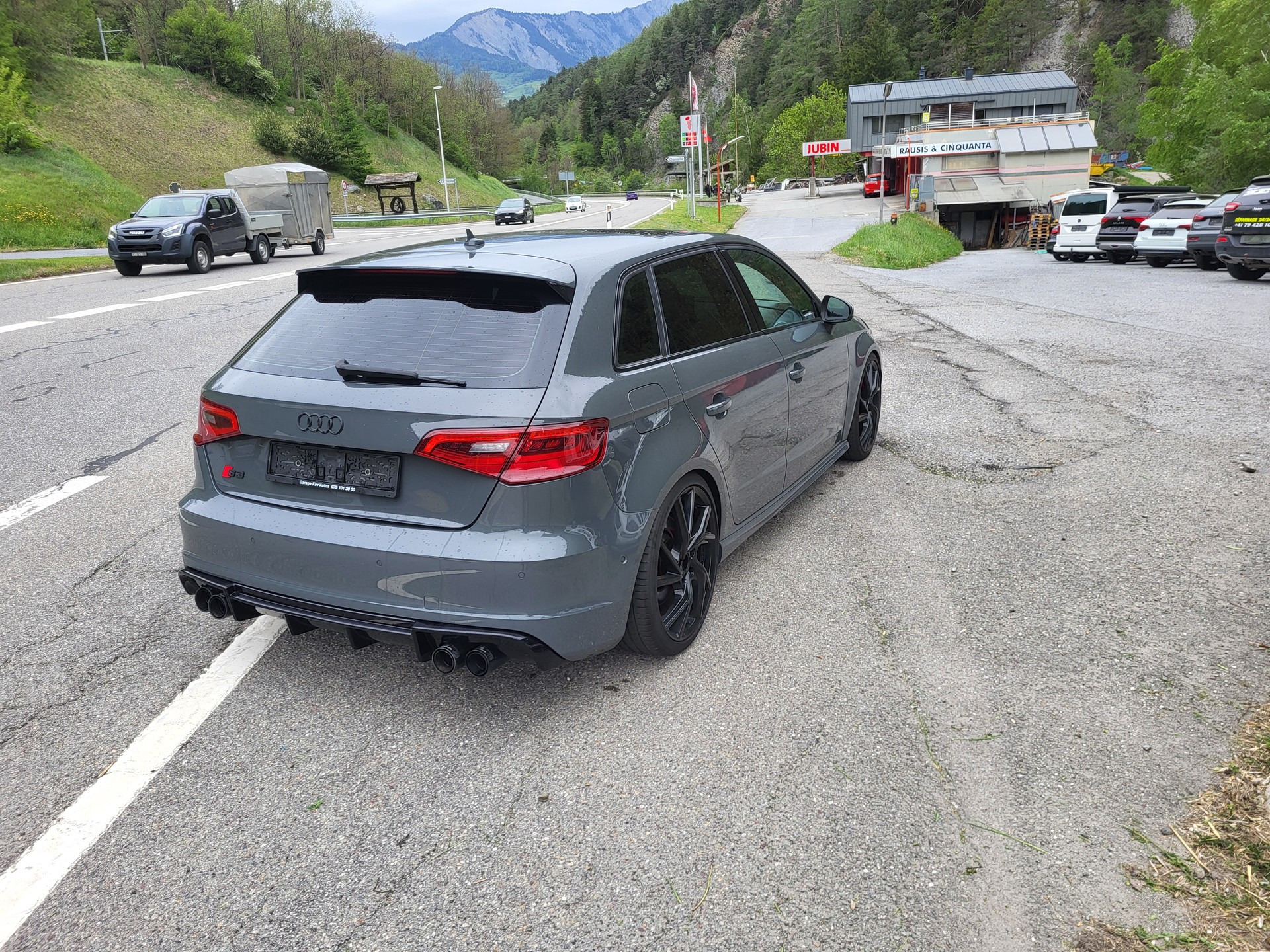 AUDI S3 Sportback 2.0 TFSI quattro S-tronic-image-2