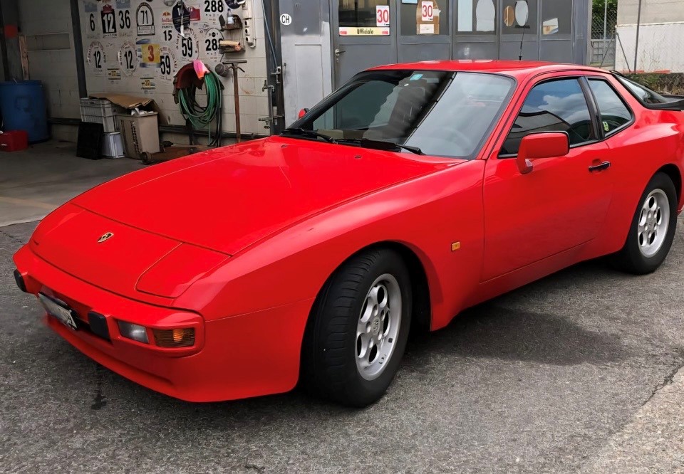 PORSCHE 2.5 — slika 1