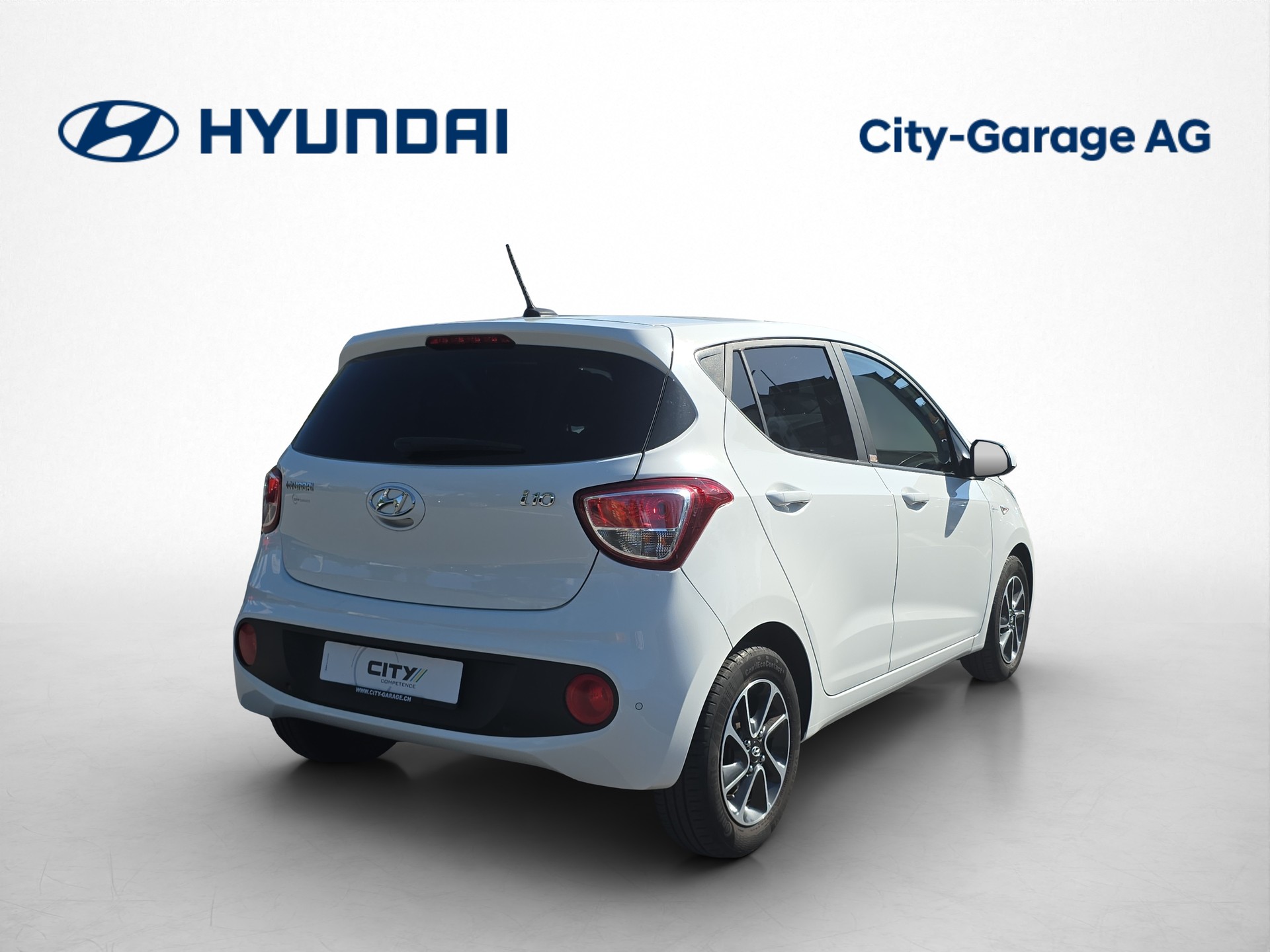 HYUNDAI i10 1.2 Amplia-image-4