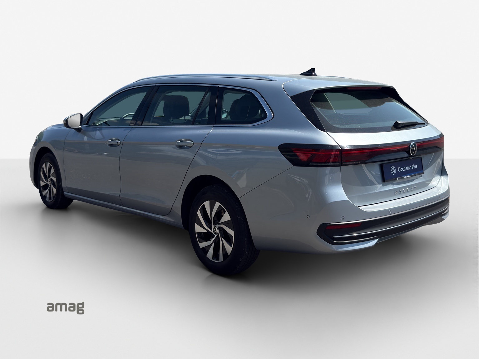 VW Passat Variant 2.0 TDI evo Business DSG-image-2