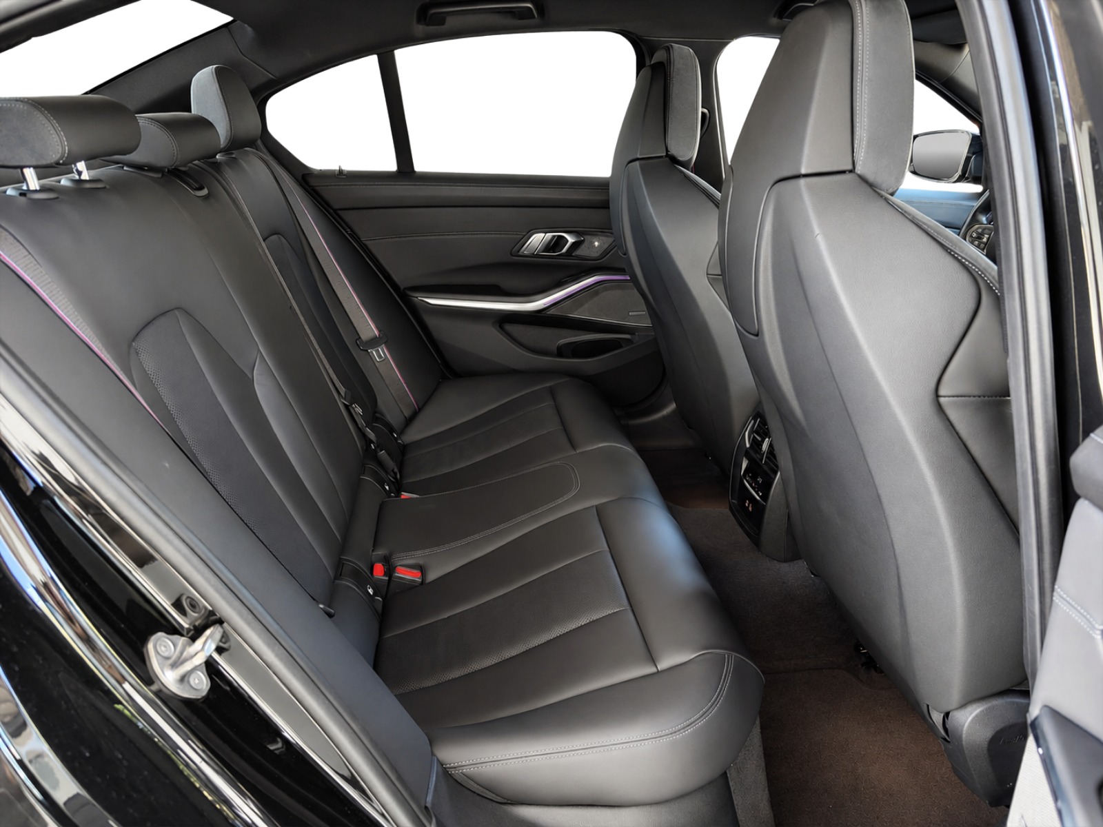 BMW M3 Competition LCI xDrive M-Performance-image-22