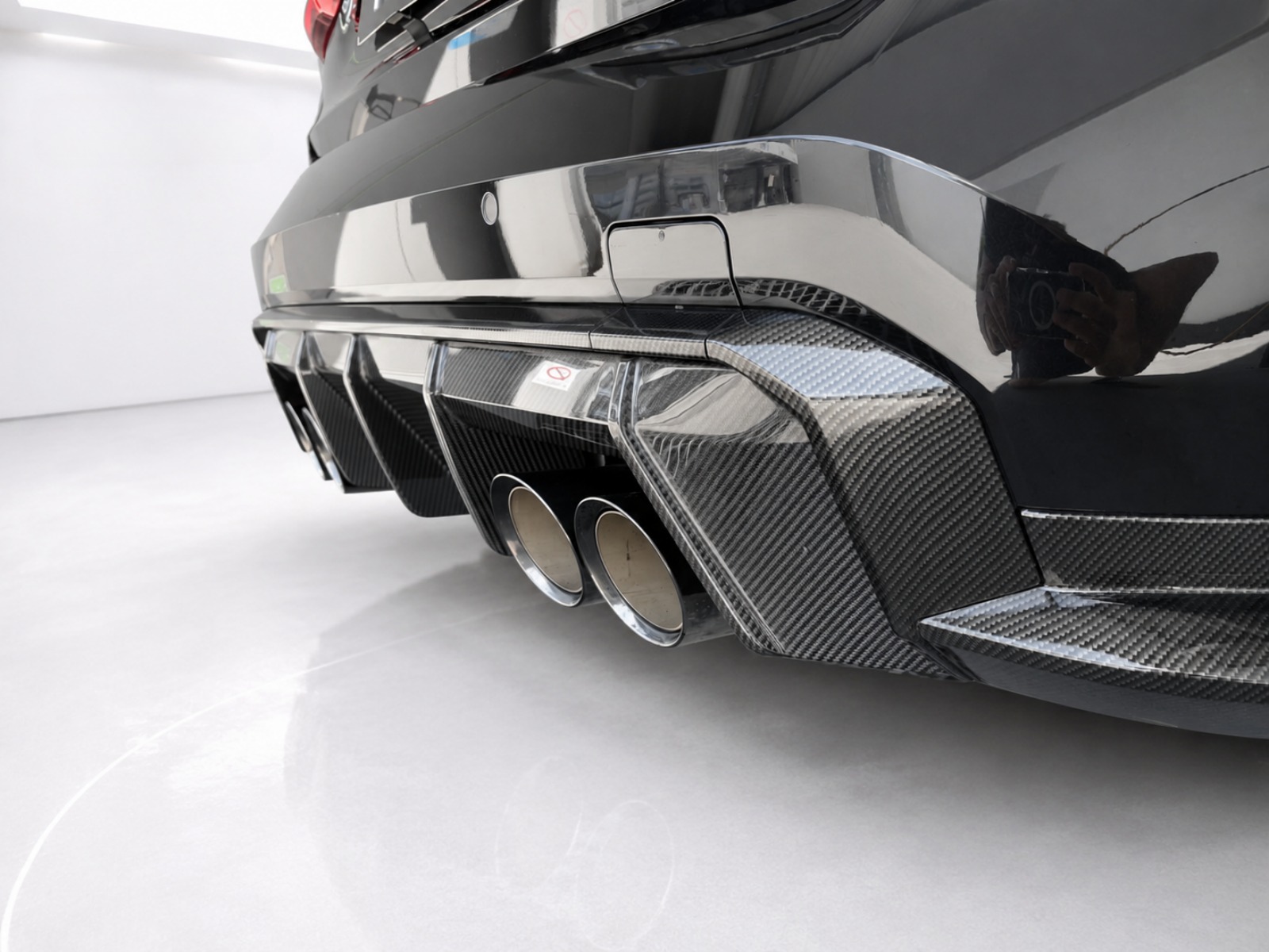 BMW M3 Competition LCI xDrive M-Performance-image-13