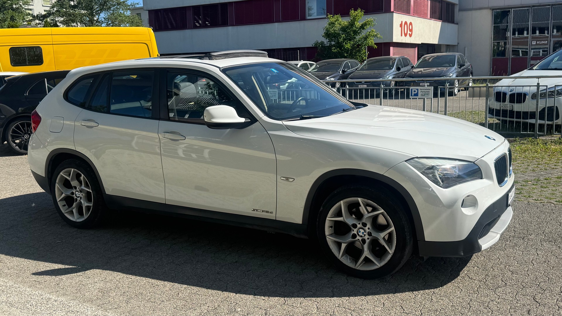 BMW X1 sDrive 18d-image-2