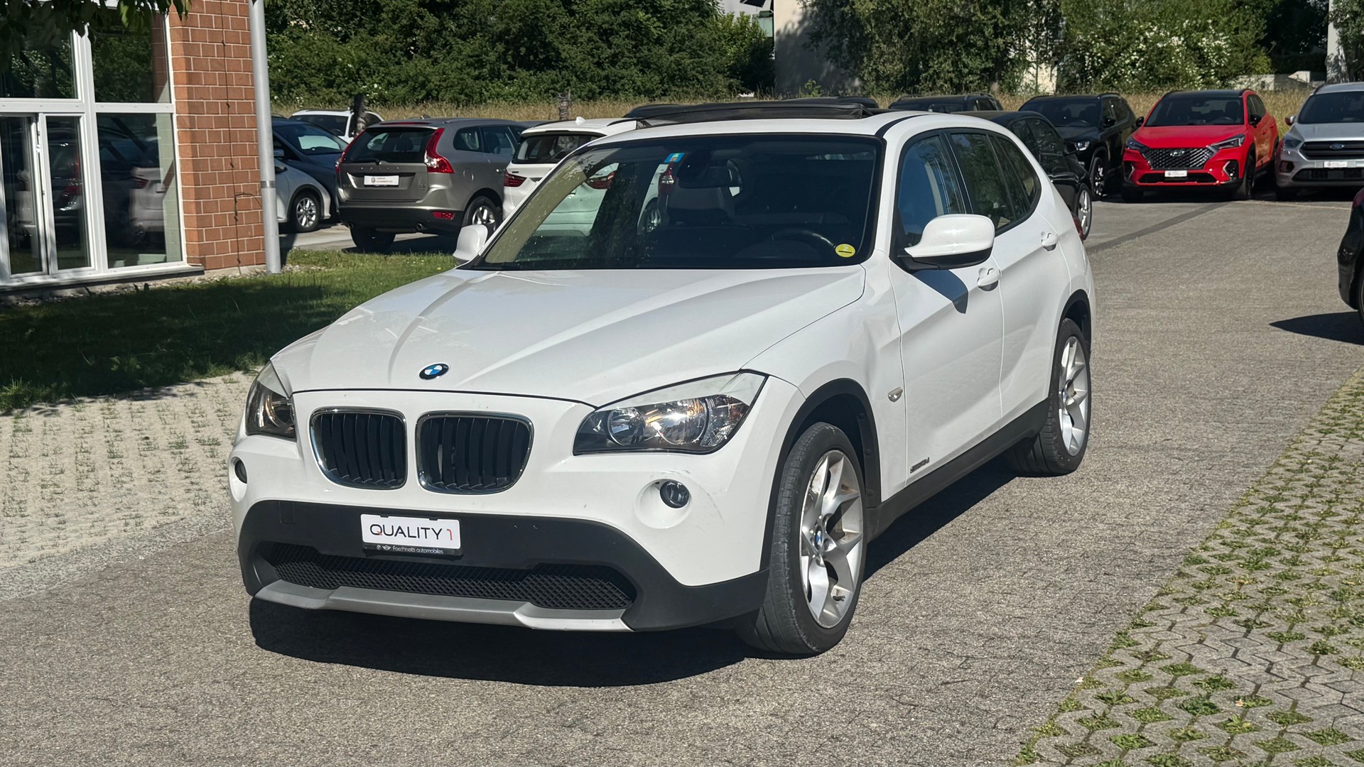 BMW X1 sDrive 18d-image-1
