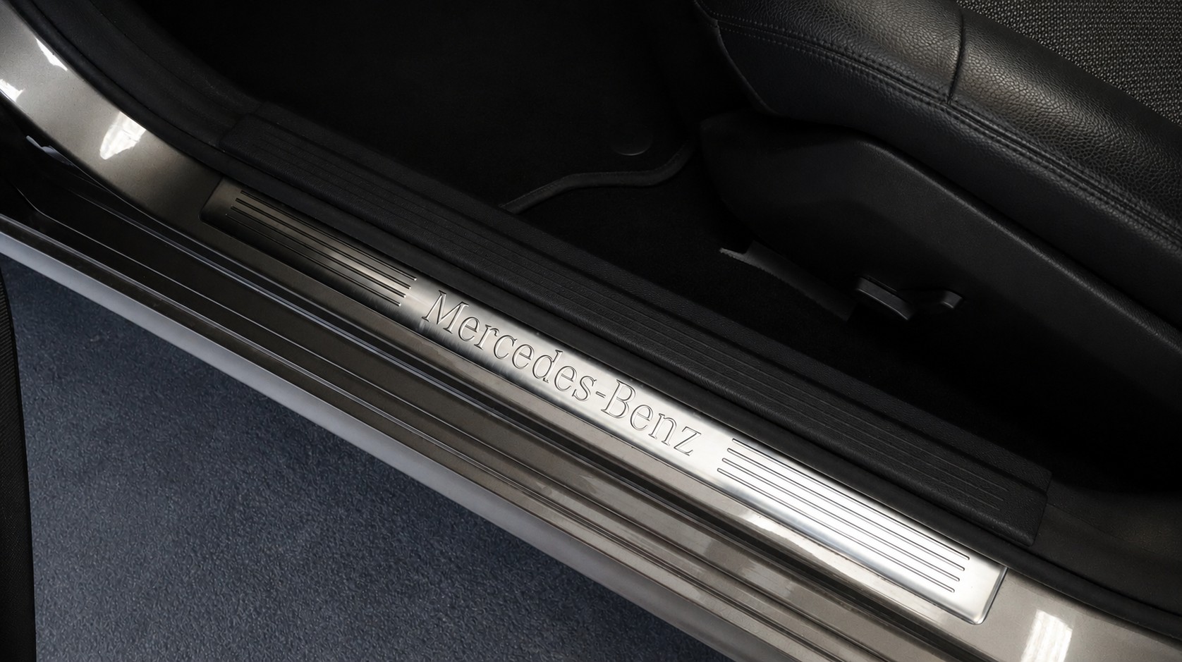 MERCEDES-BENZ E 250 BlueEF-image-2