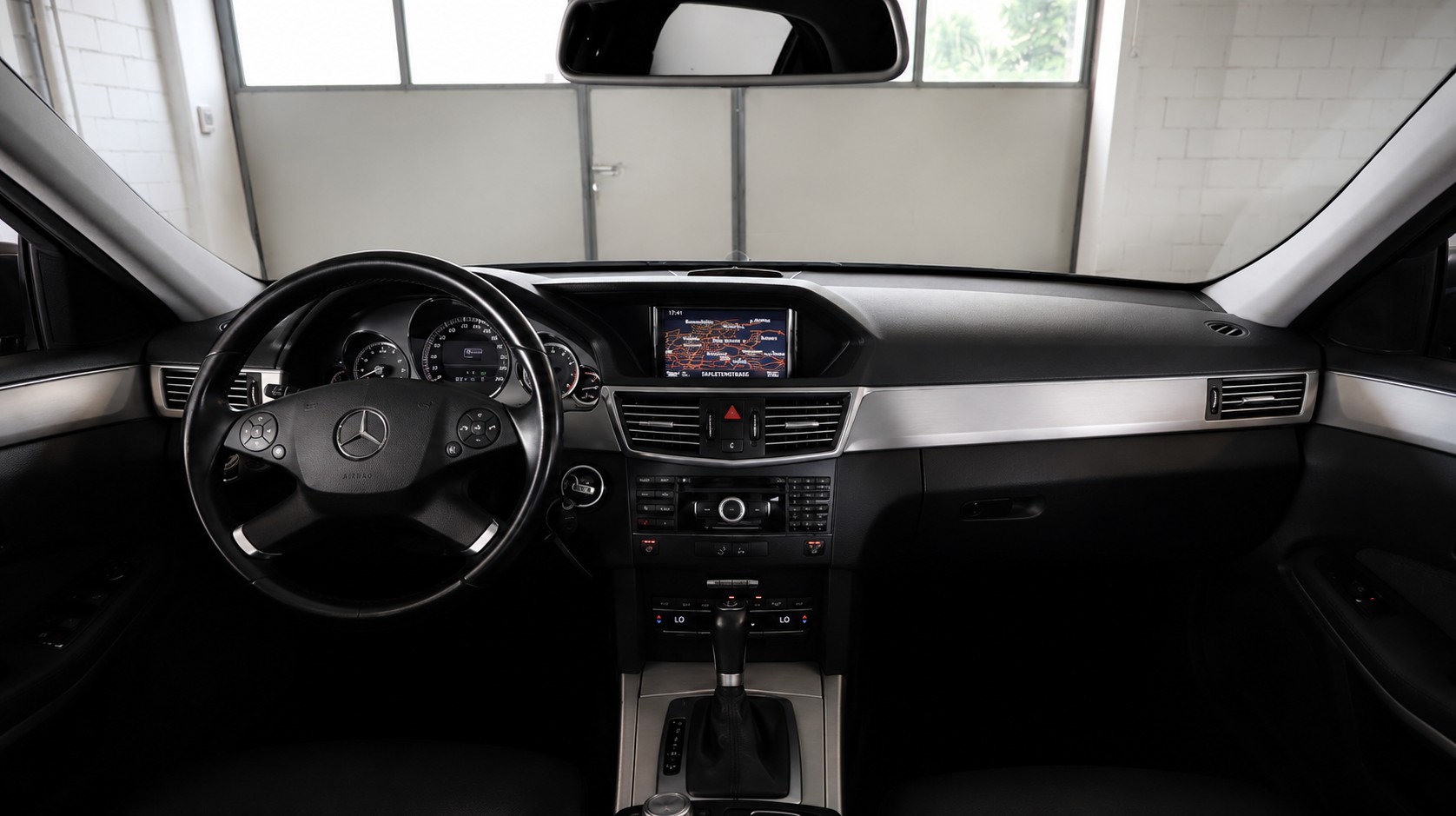 MERCEDES-BENZ E 250 BlueEF-image-5